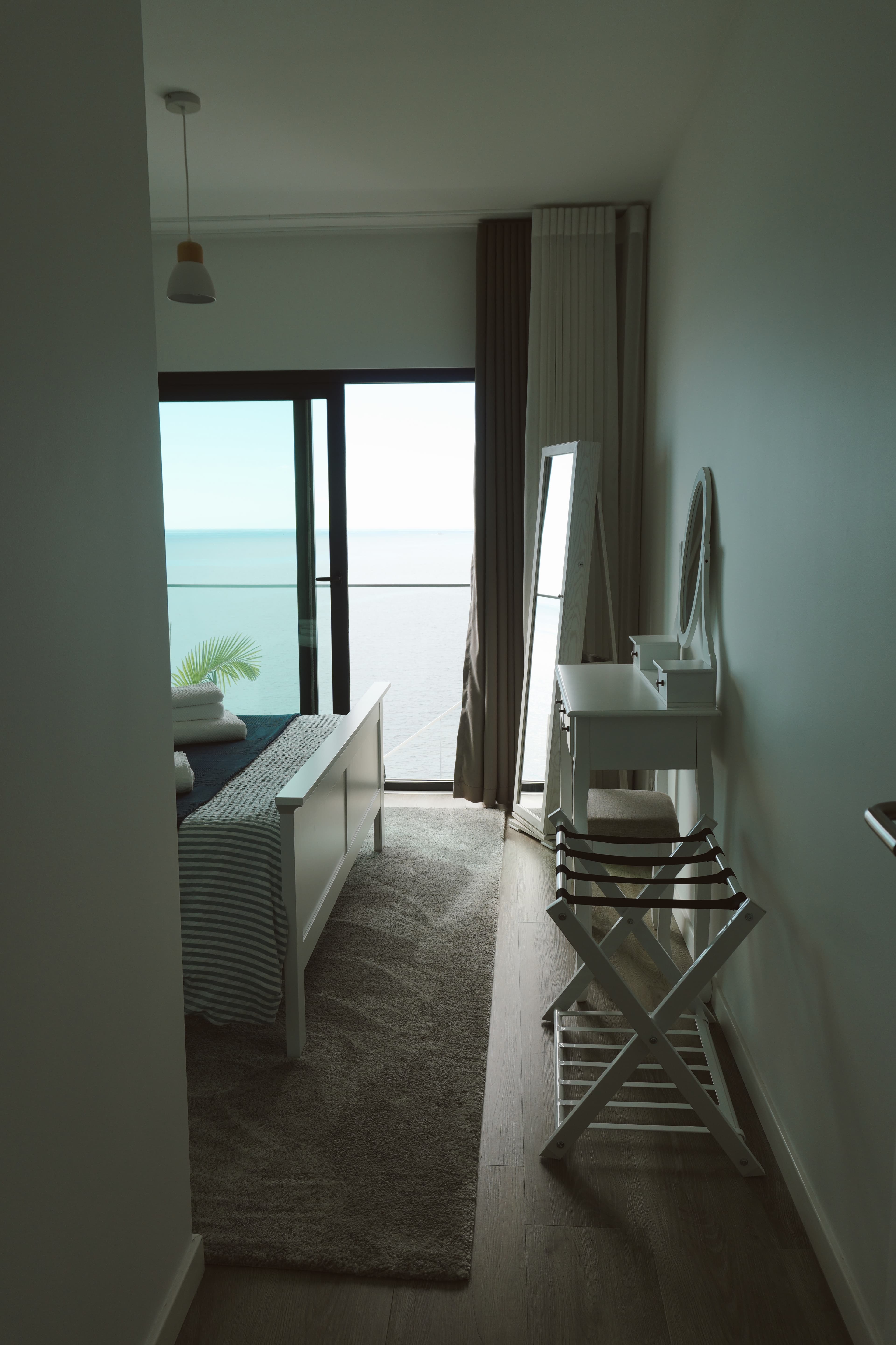 W - Sea View Bedroom