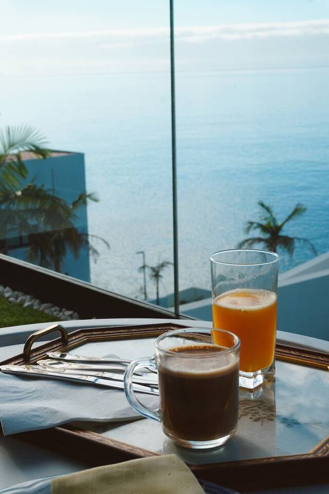 V -  Breakfast in the balcony