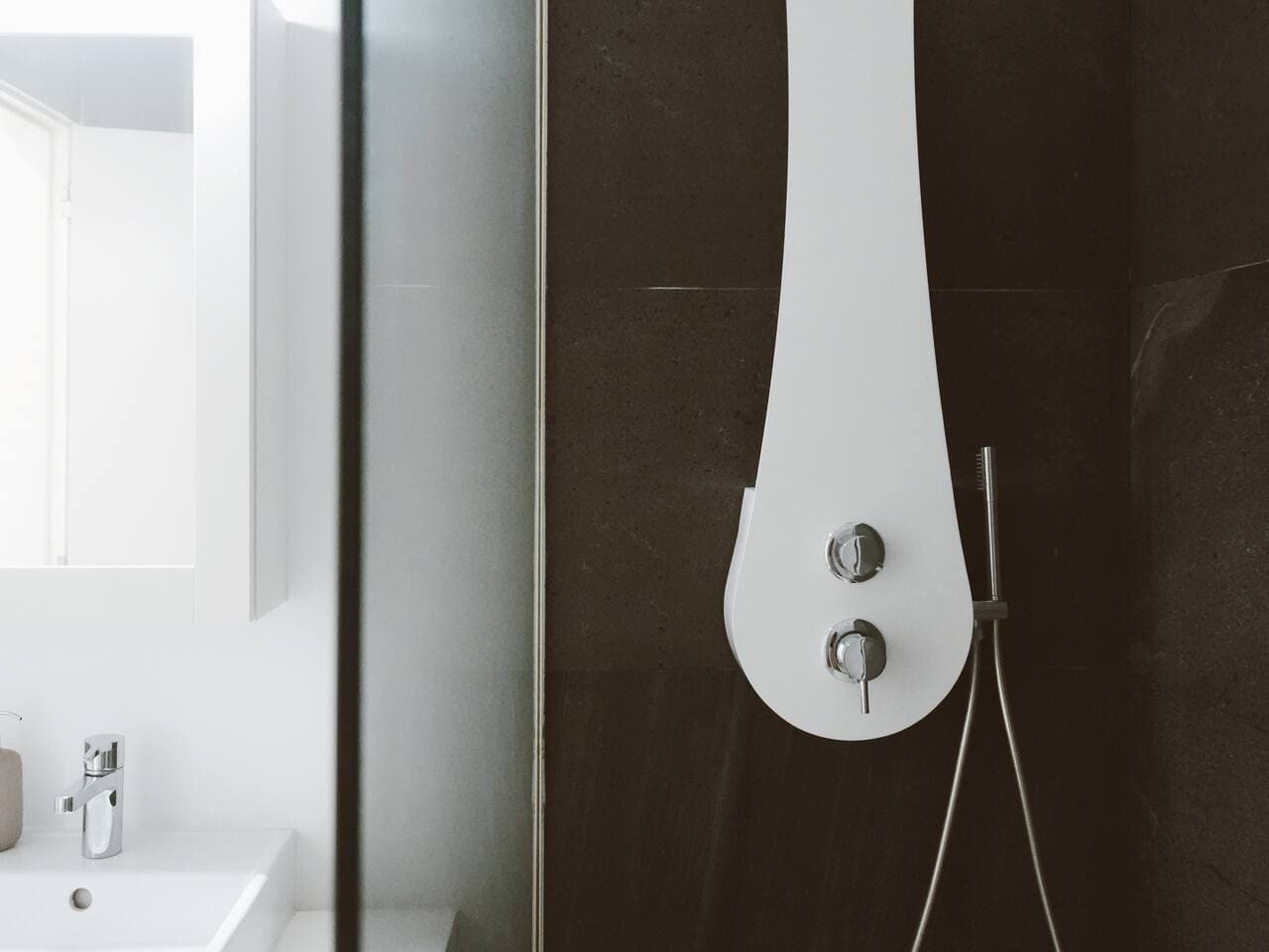 V - Bathroom