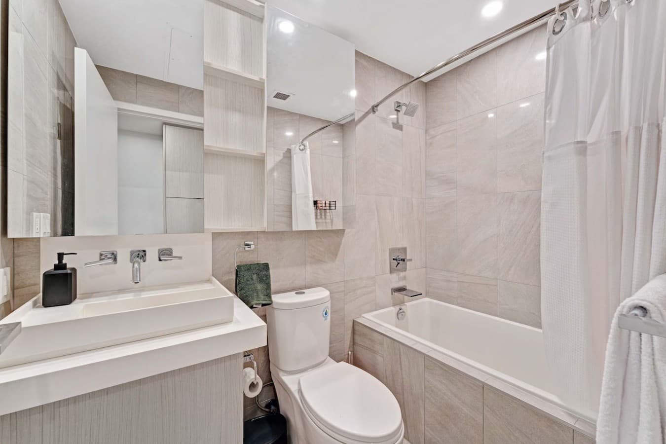 Gallery Image 10