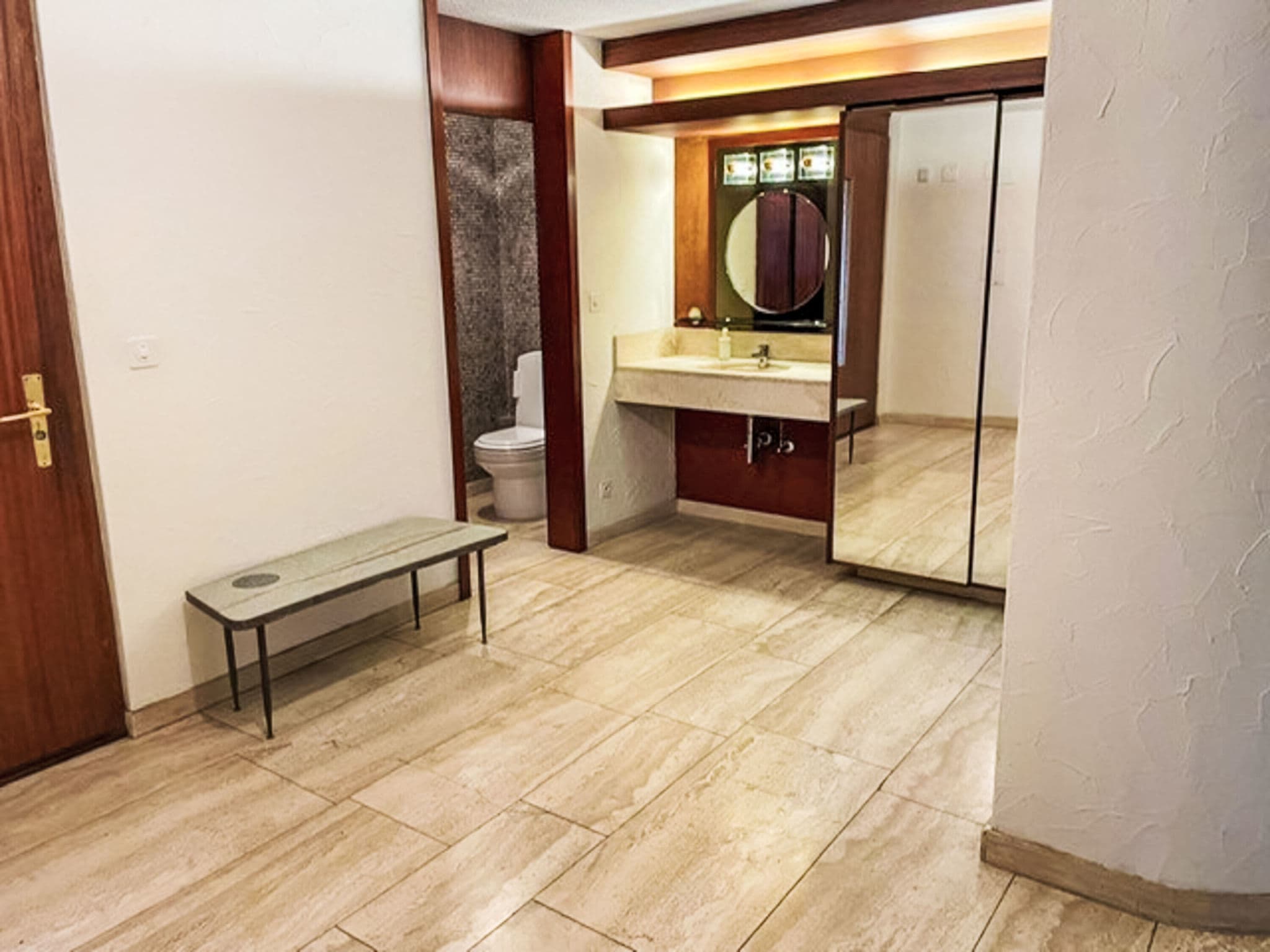 Bathroom / Wellness