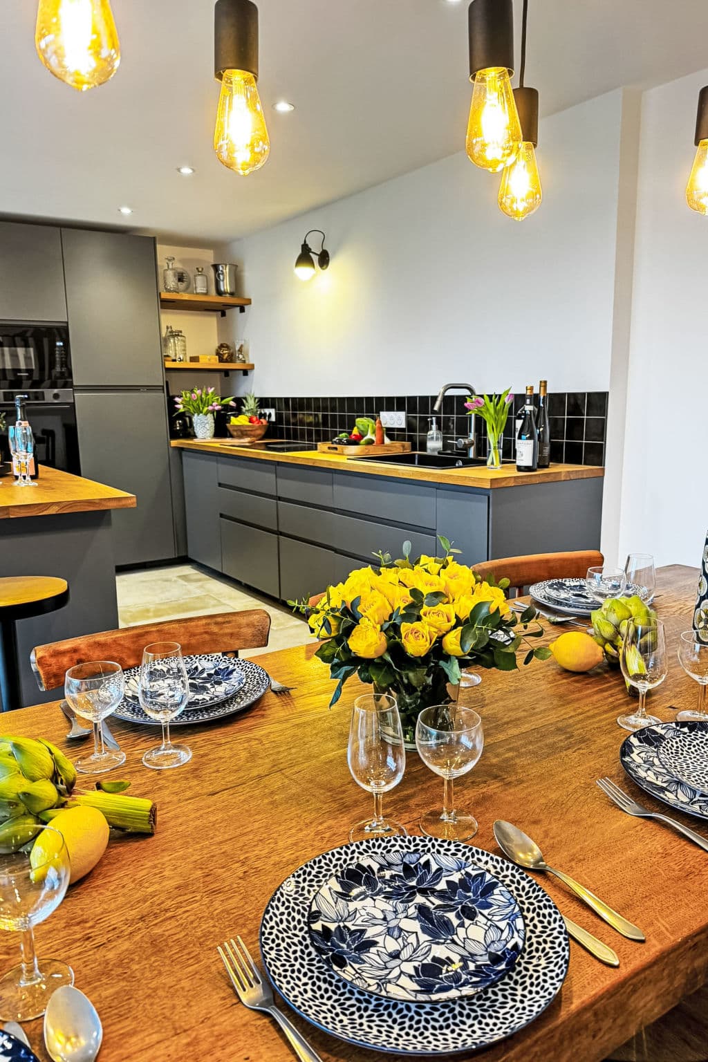 Kitchen / Dining Room