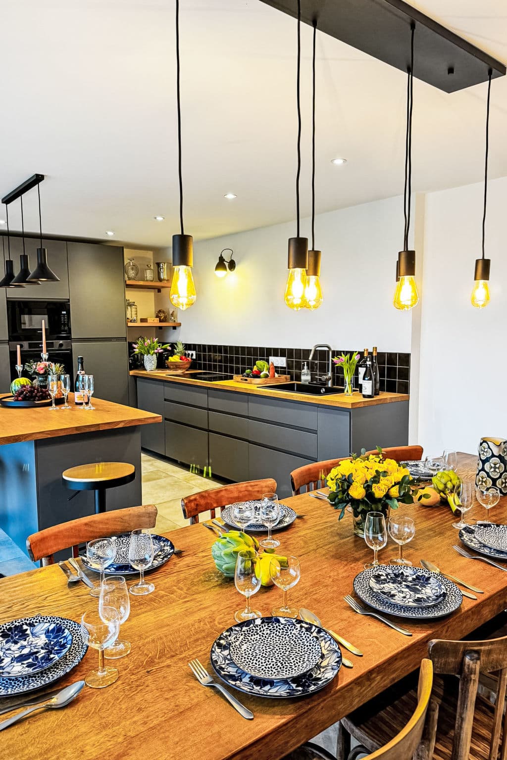 Kitchen / Dining Room
