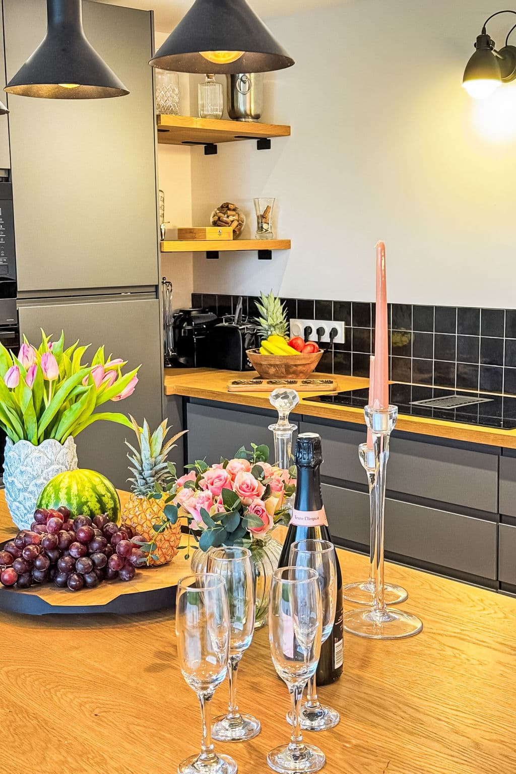 Kitchen / Dining Room
