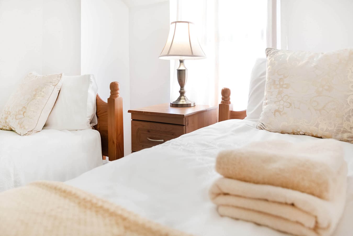 The-Dairy-Bedroom-2-scaled.jpg
