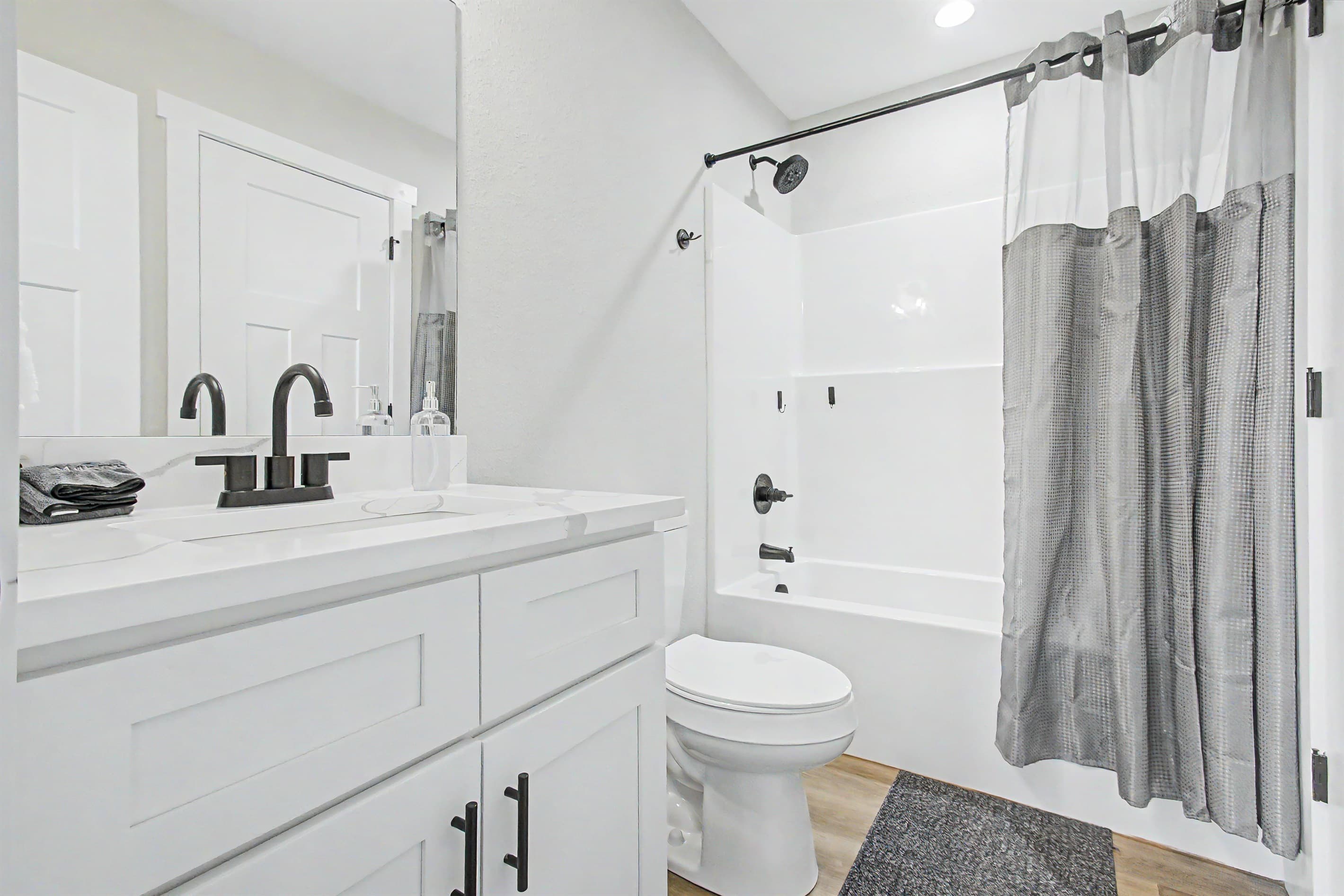 King suite 2 bath