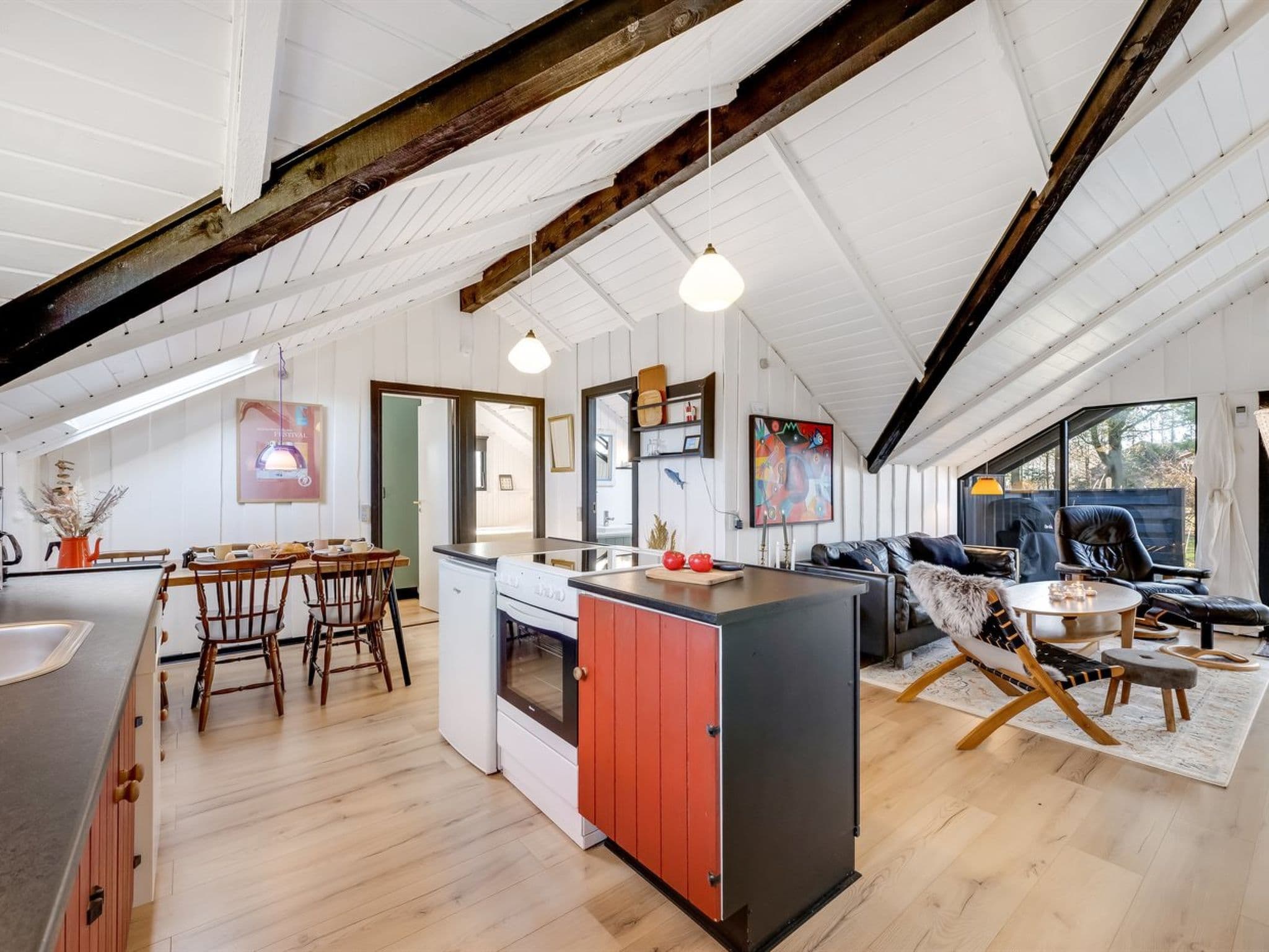 Kitchen / Dining Room