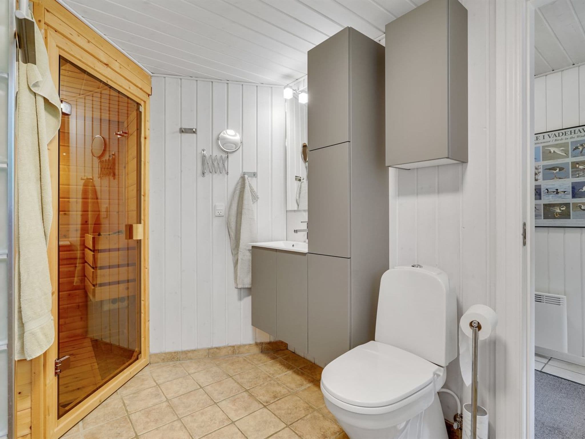 Bathroom / Wellness