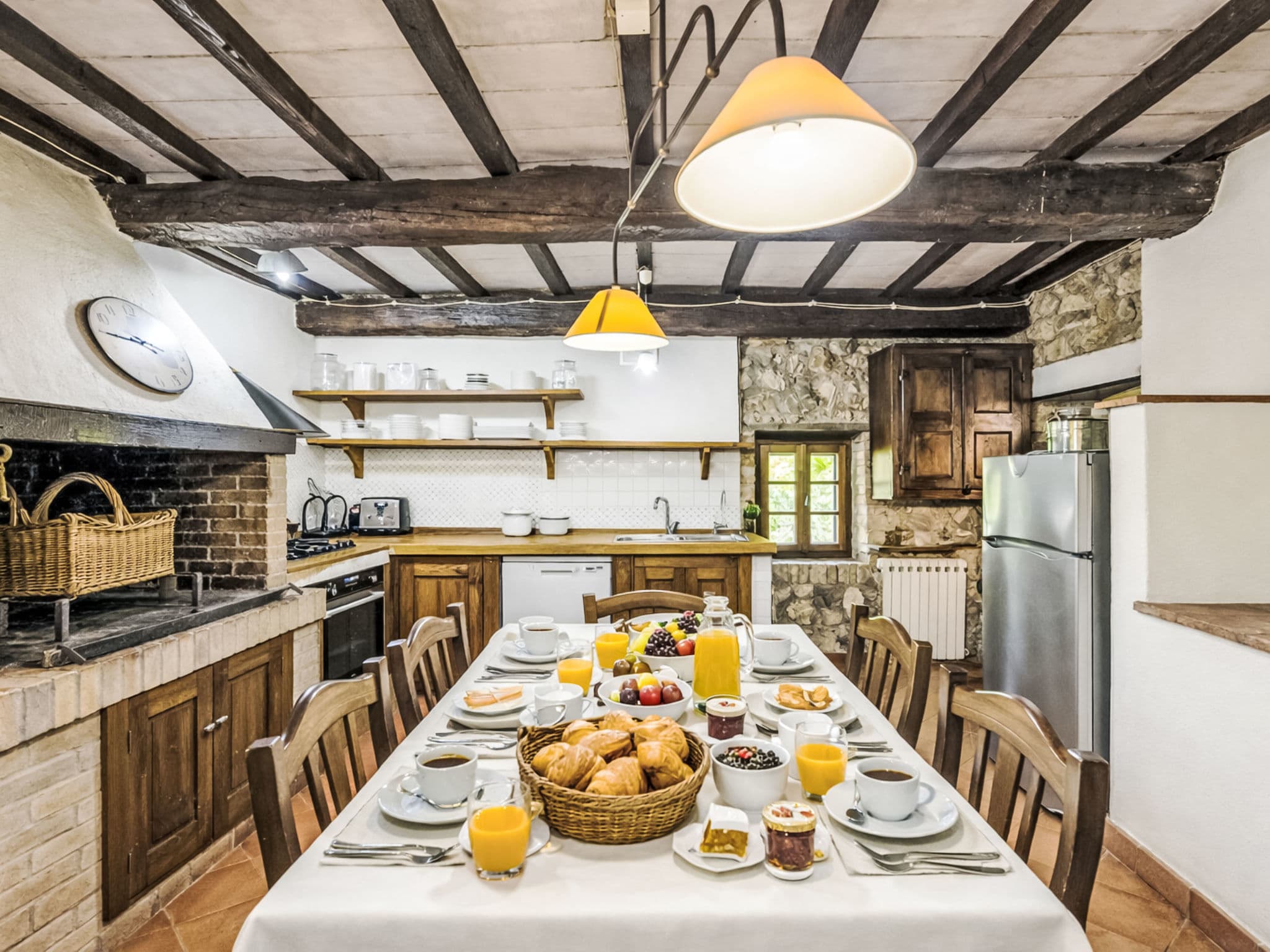 Kitchen / Dining Room
