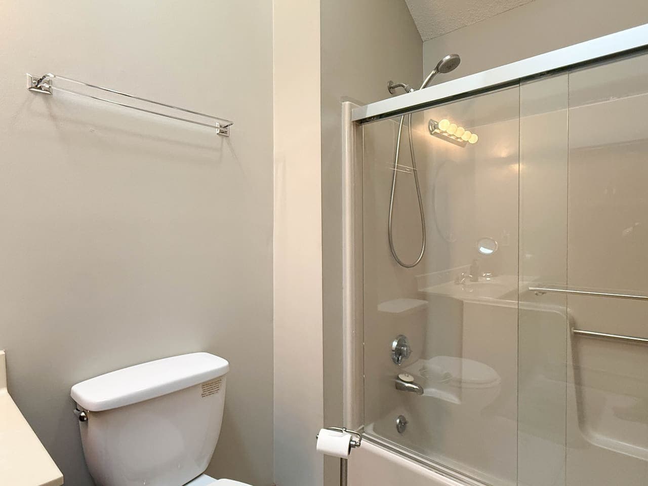 Gallery Image 19