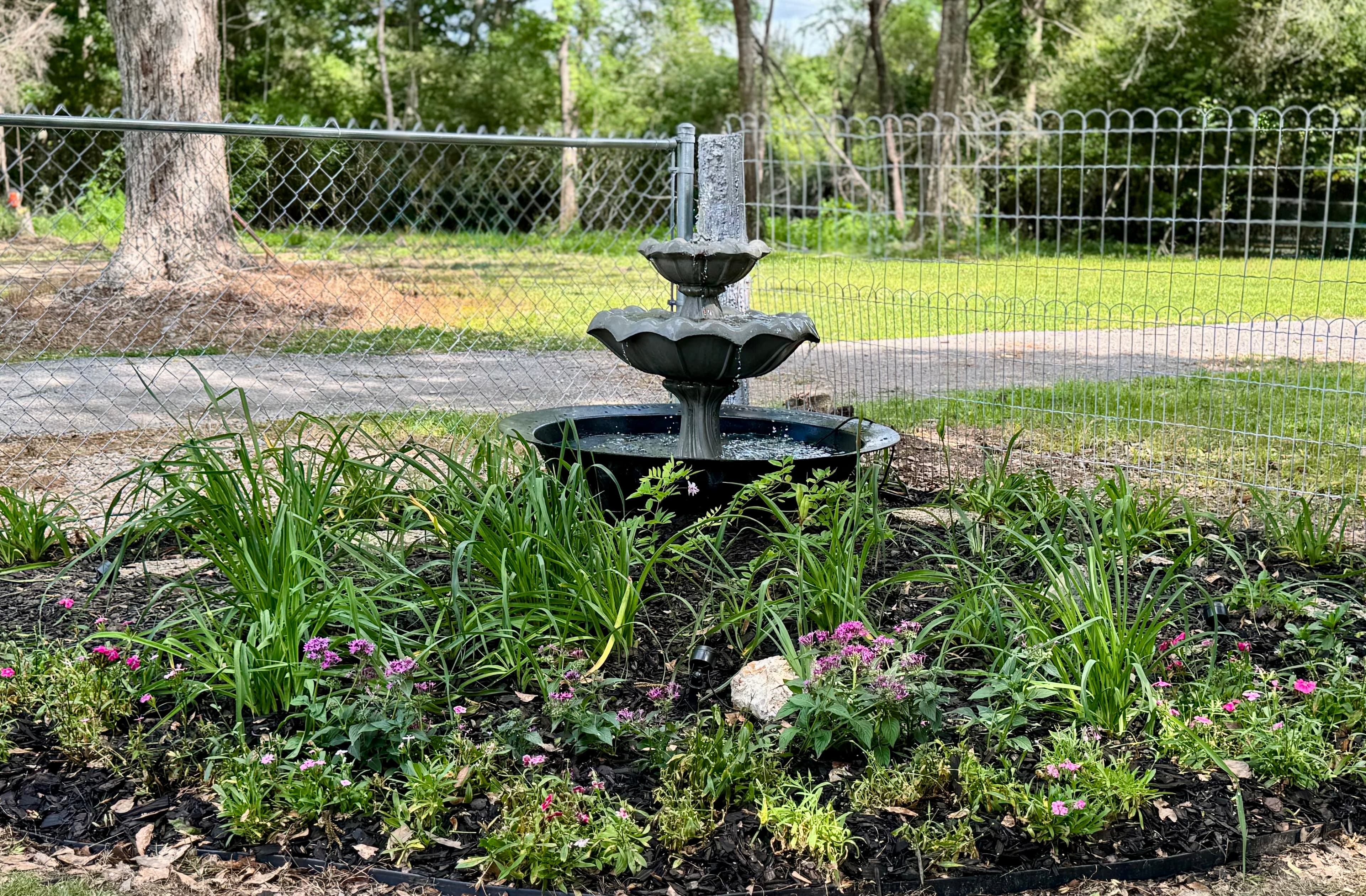 Relaxing front yard fountain