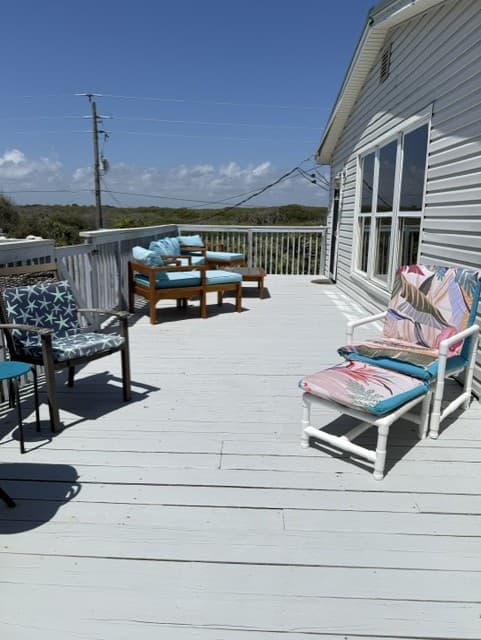 W Deck view