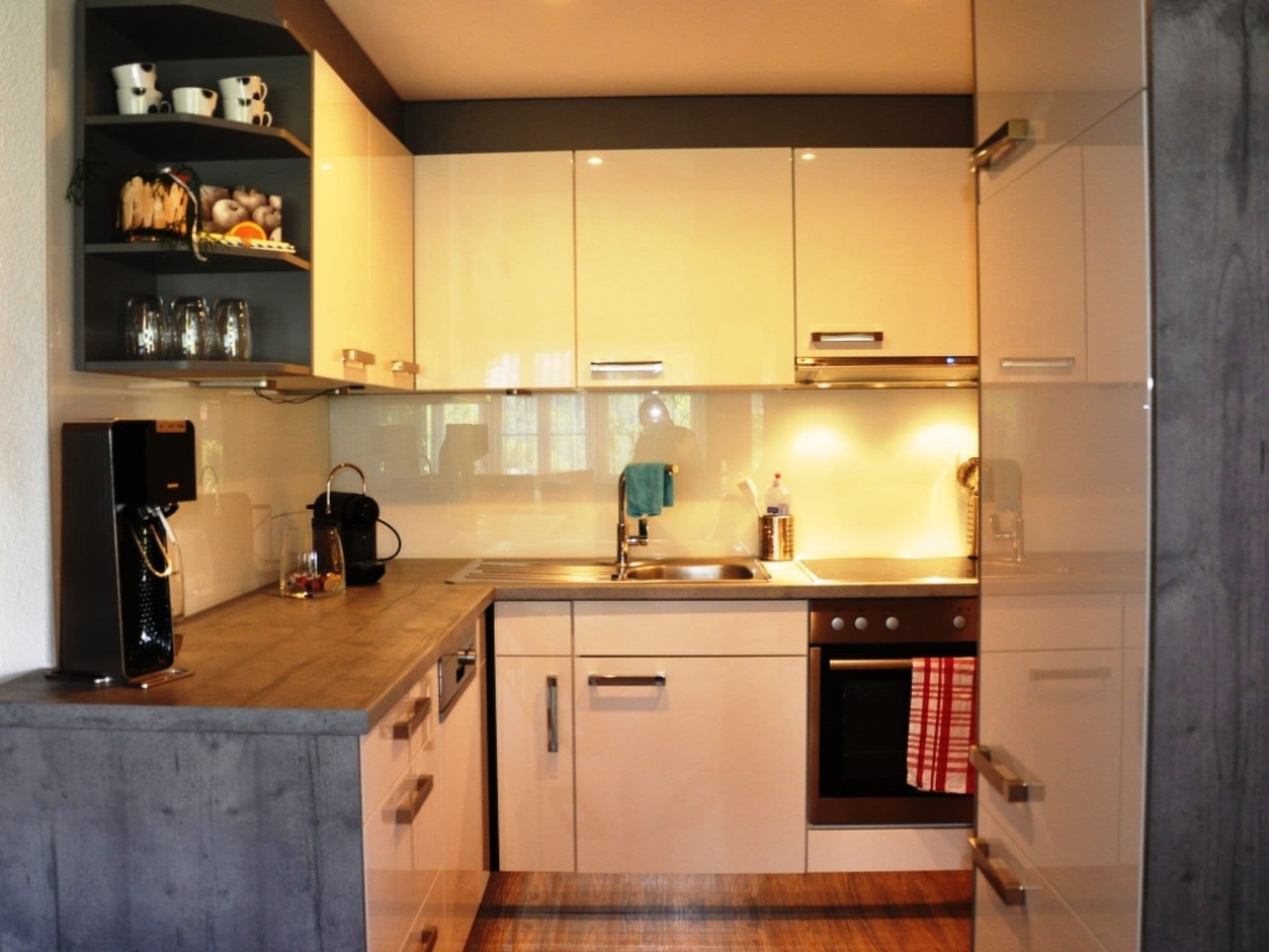 Gallery Image 9