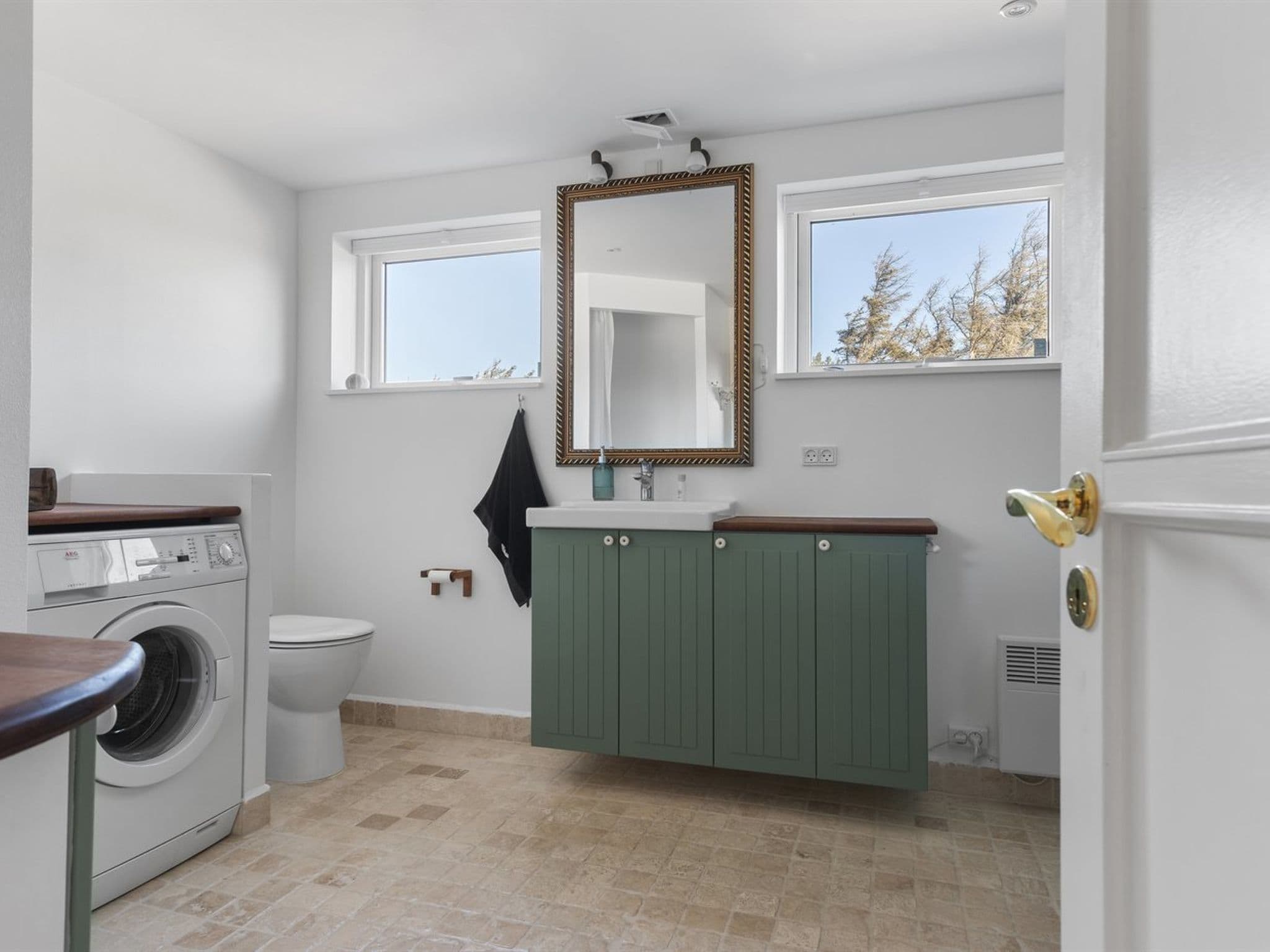 Bathroom / Wellness