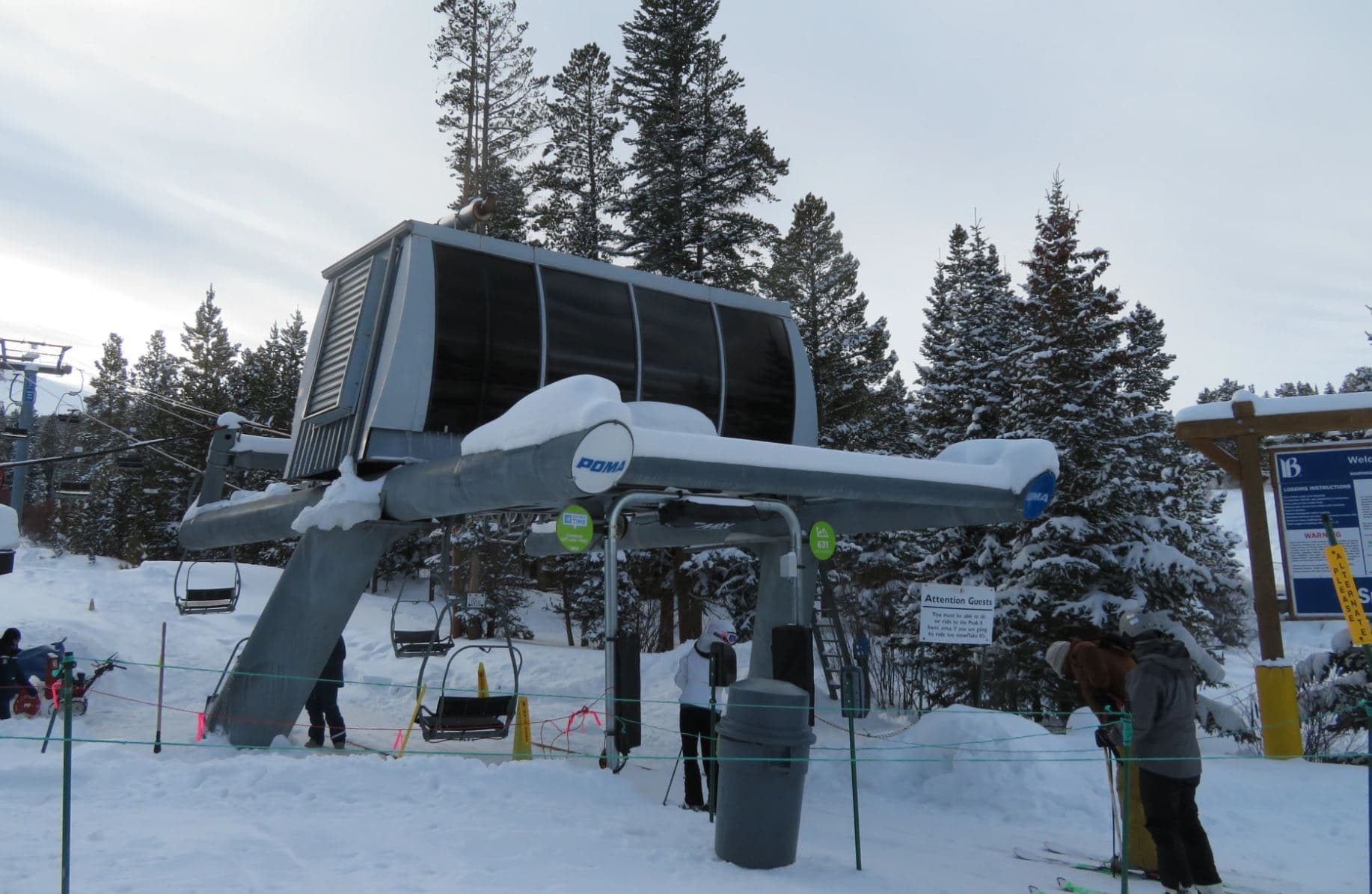 Snowflake Lift - Sk-in / Ski-out