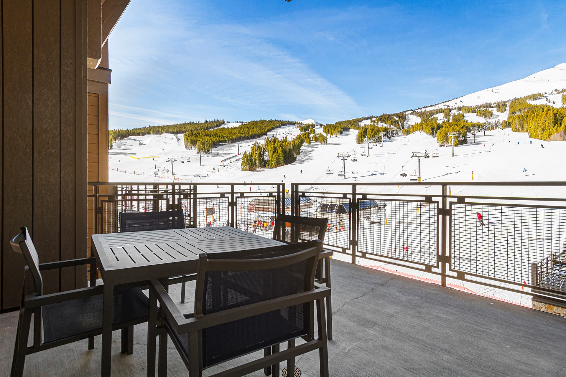 Large deck - views vary