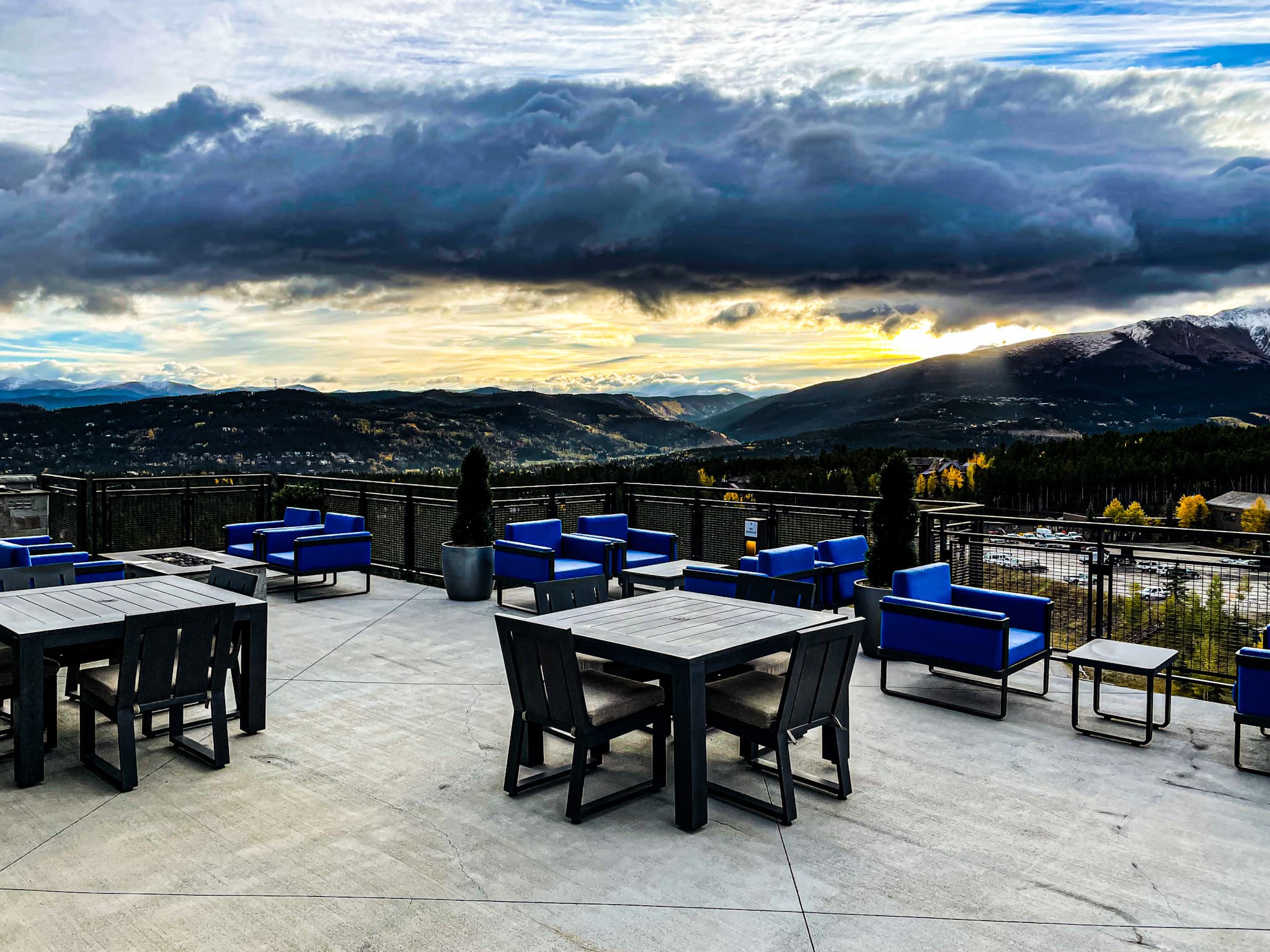 Elev8 Rooftop lounge