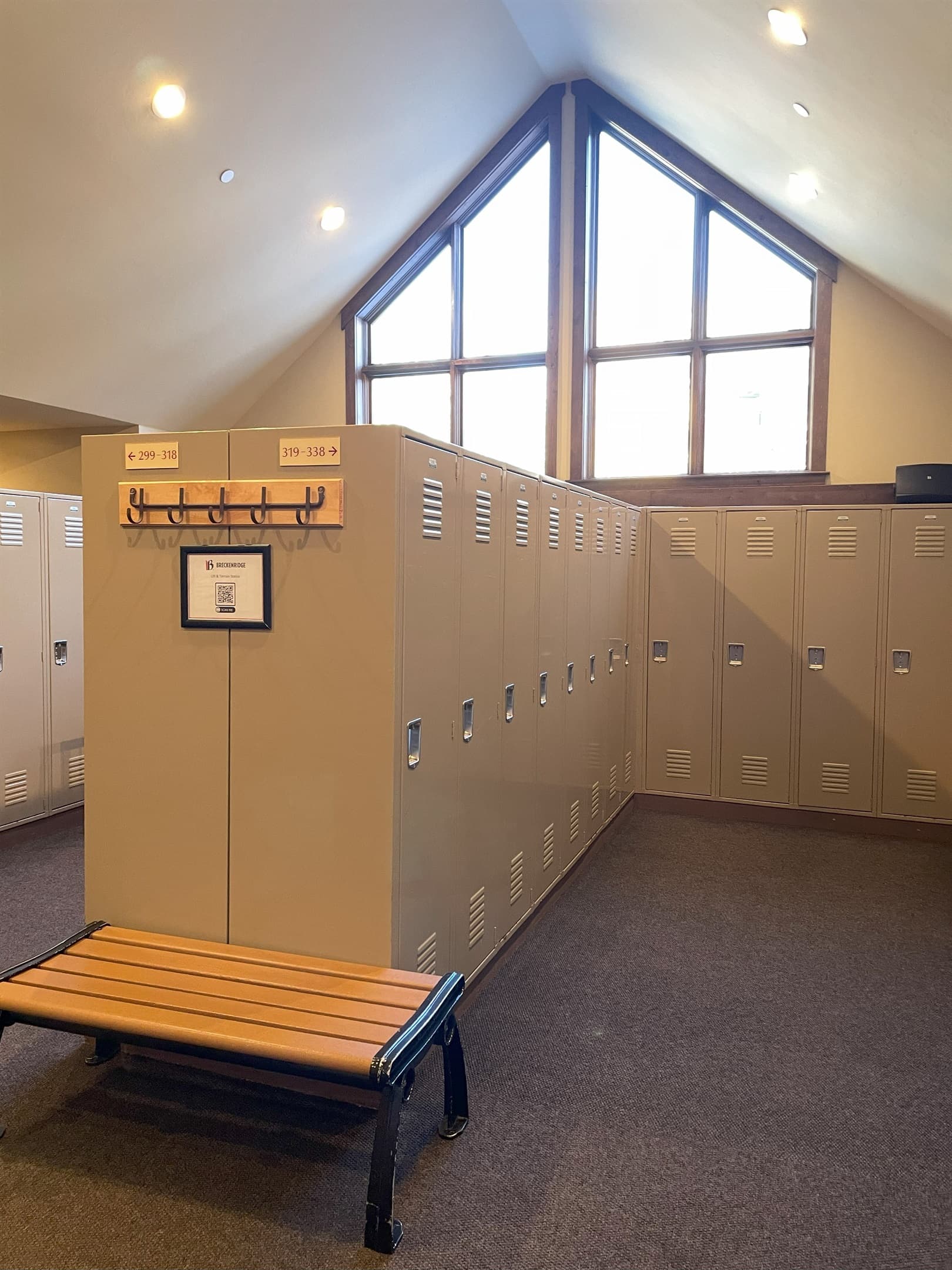 Ski lockers