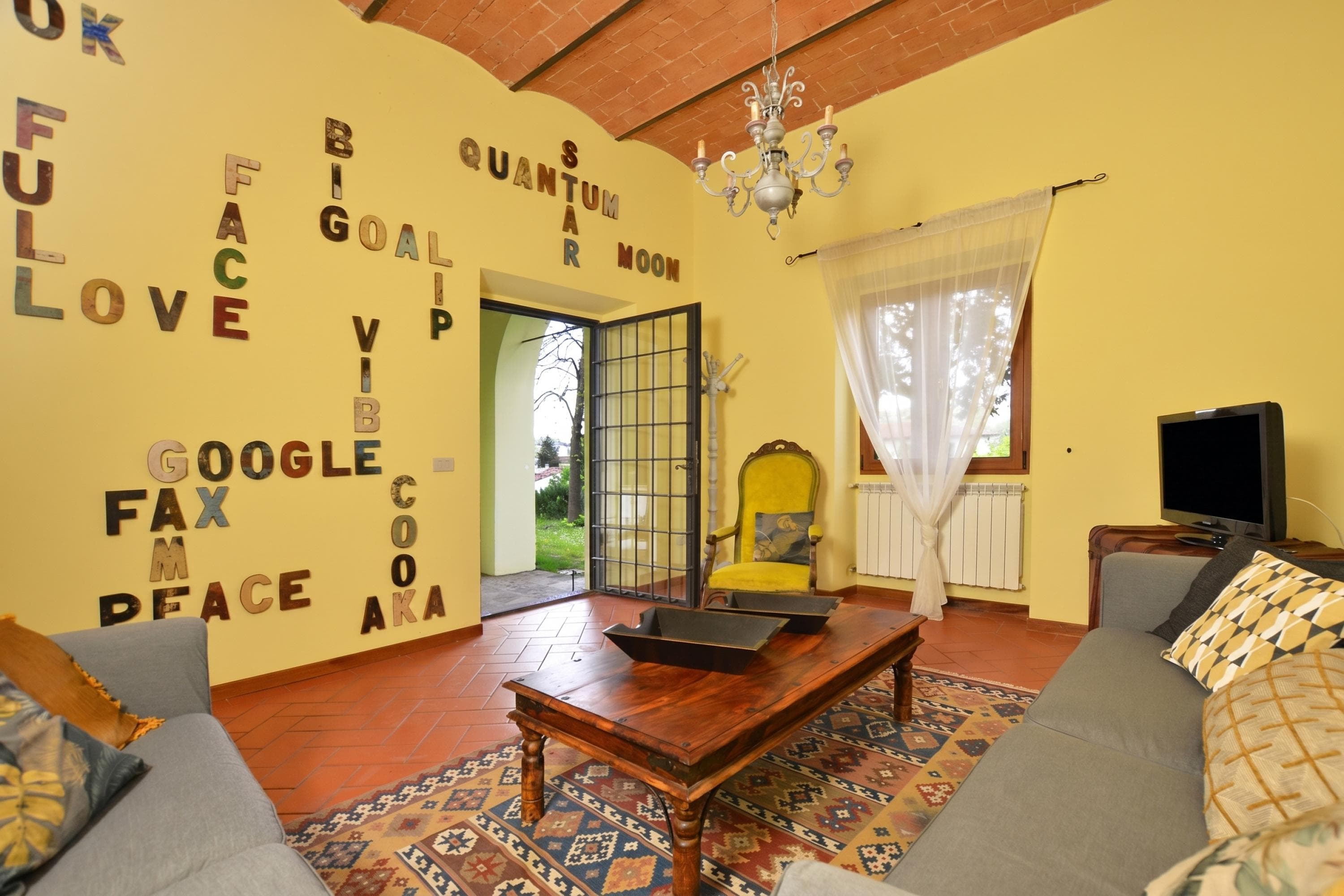 Gallery Image 13
