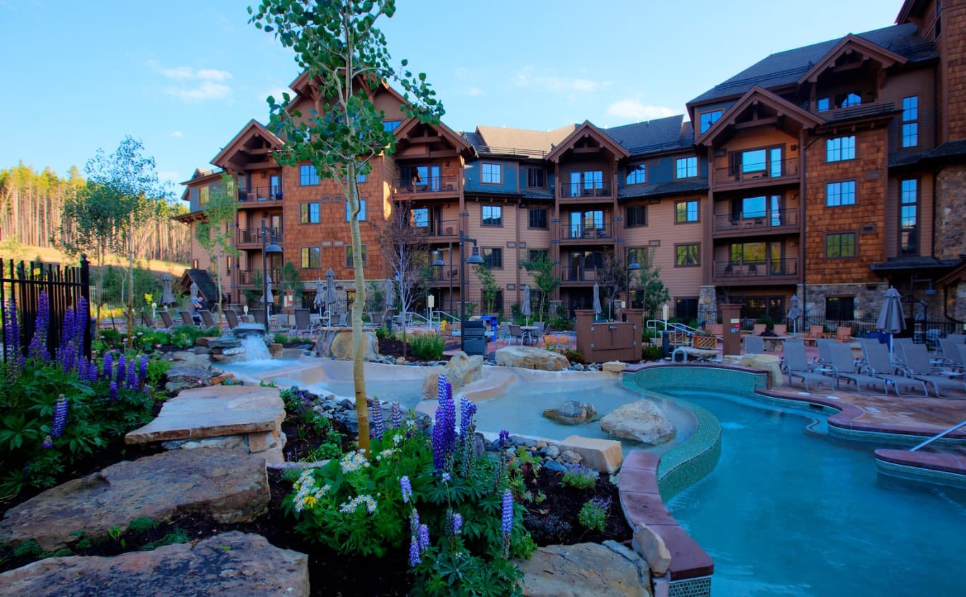Pool/Hot tubs - Summer
