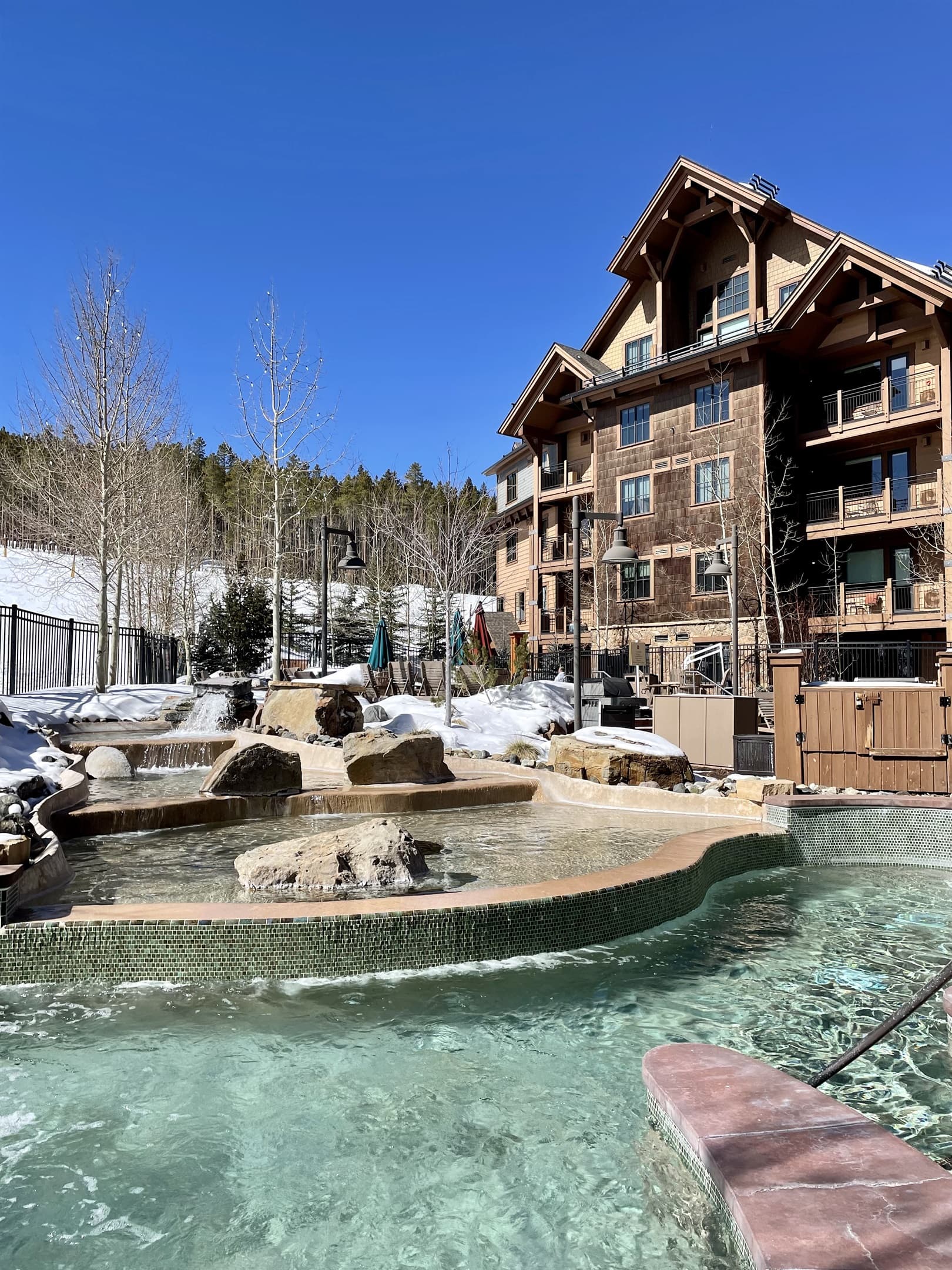 Outdoor heated pool and Hot tubs