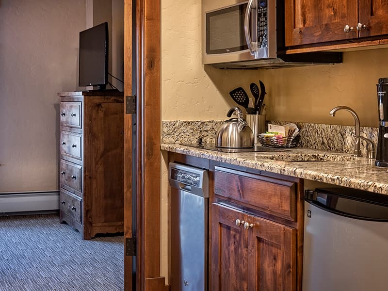 Kitchenette in lock-off suites