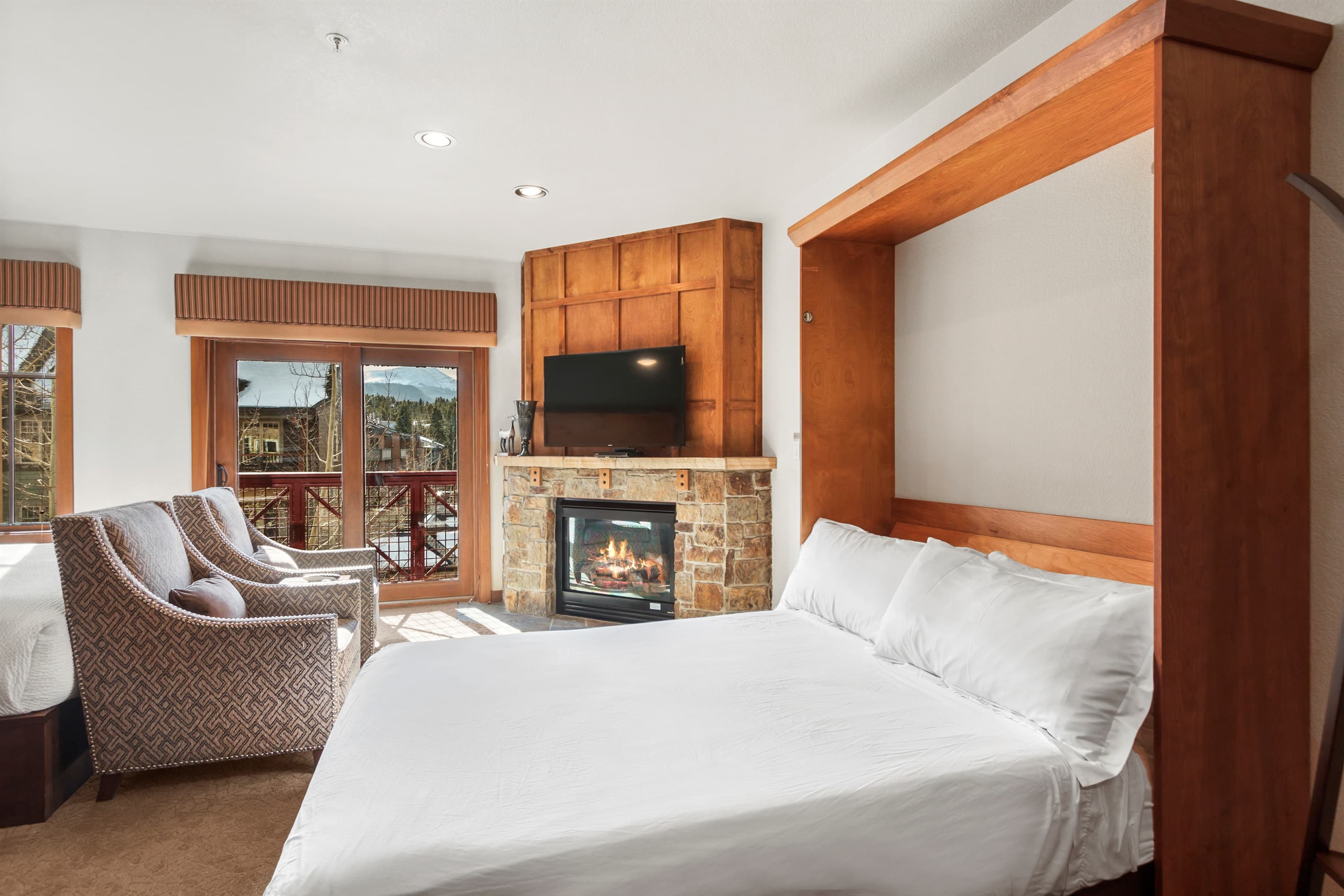 Queen murphy bed