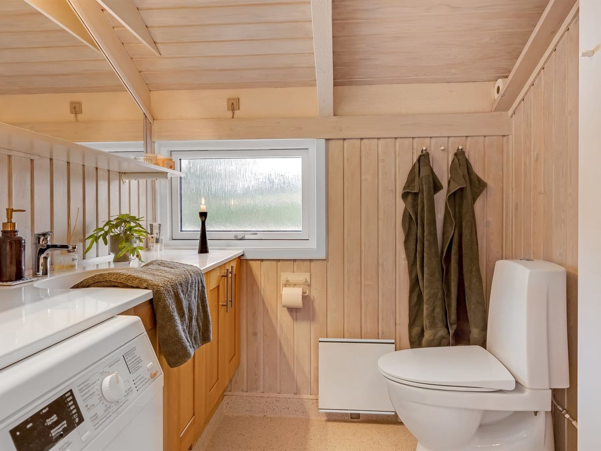 Bathroom / Wellness
