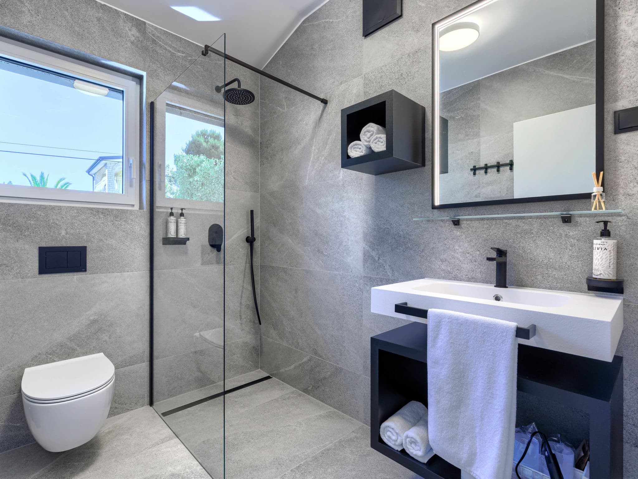 Bathroom / Wellness