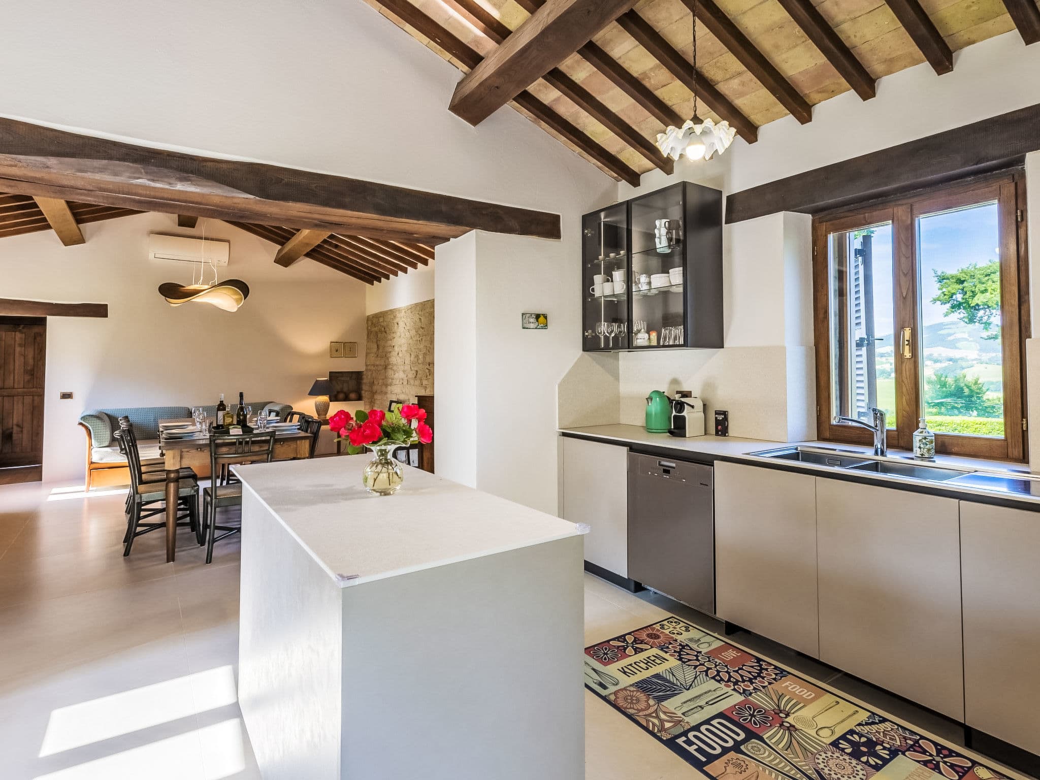 Kitchen / Dining Room