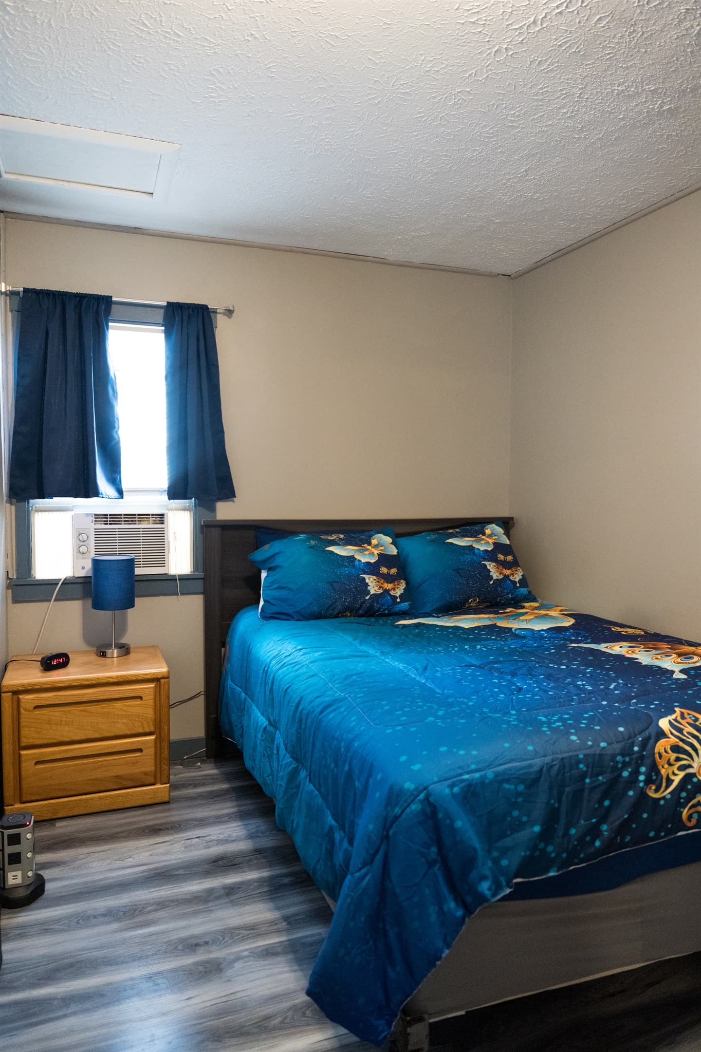 Queens Bed