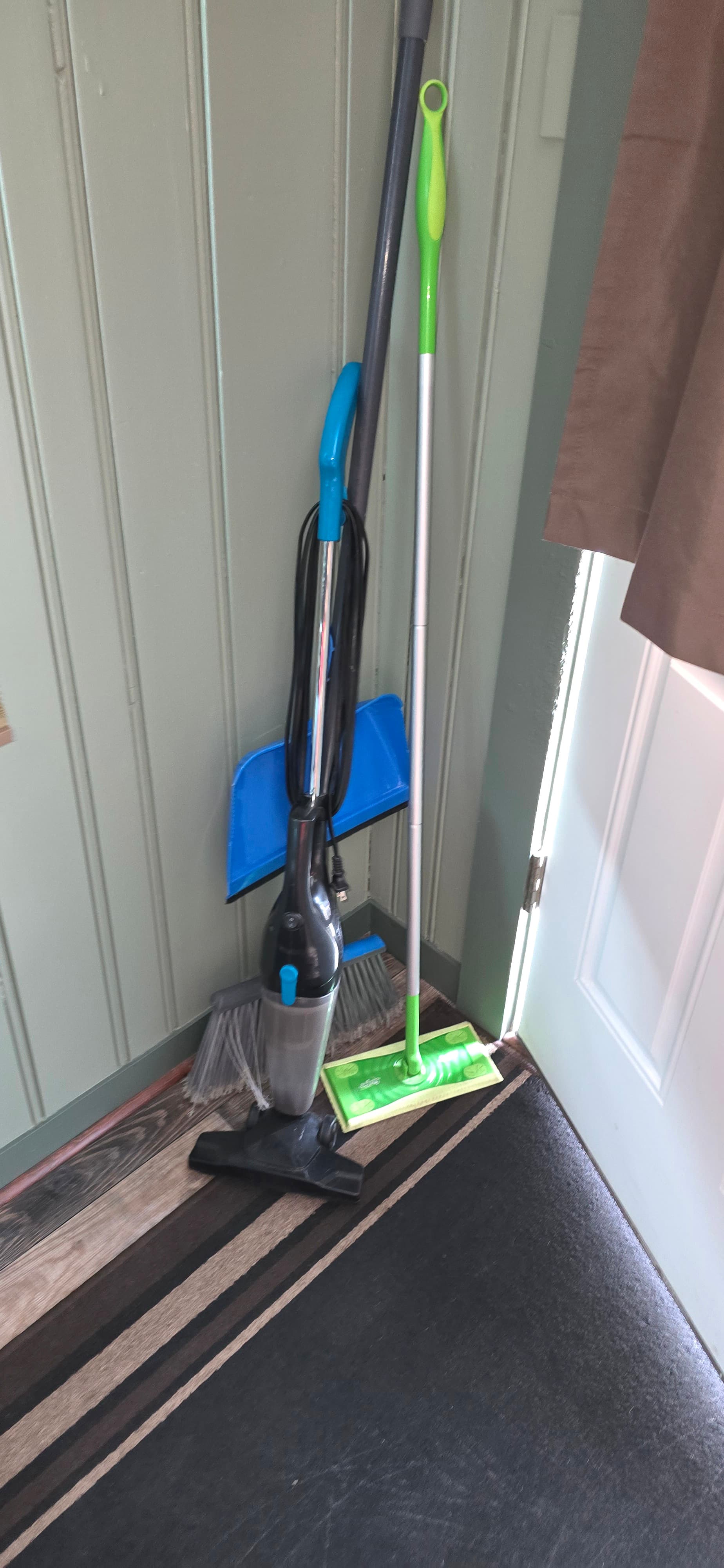  We Provide Swiffers, Sweepers & Brushes for Easy Cleanup