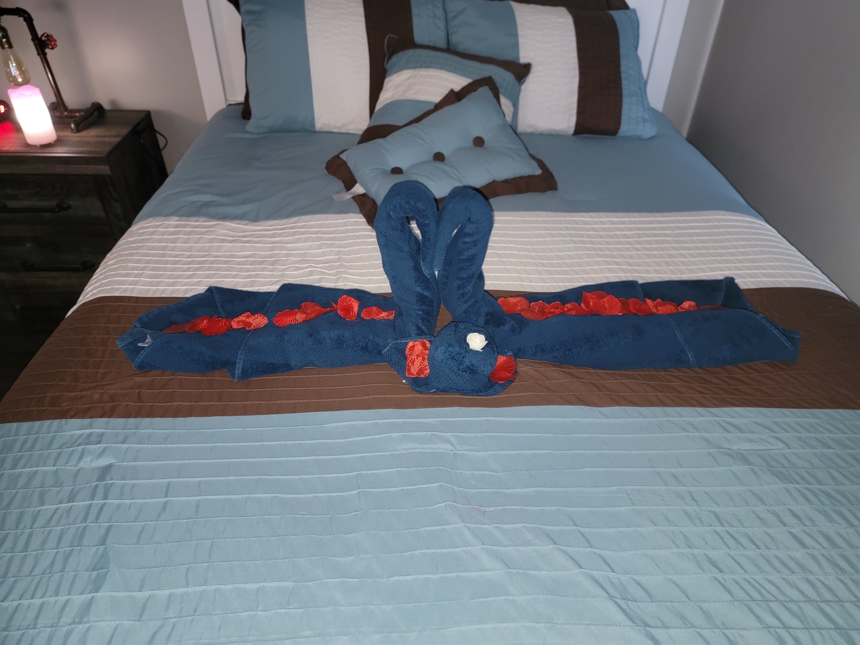 Swan Towels Pkg