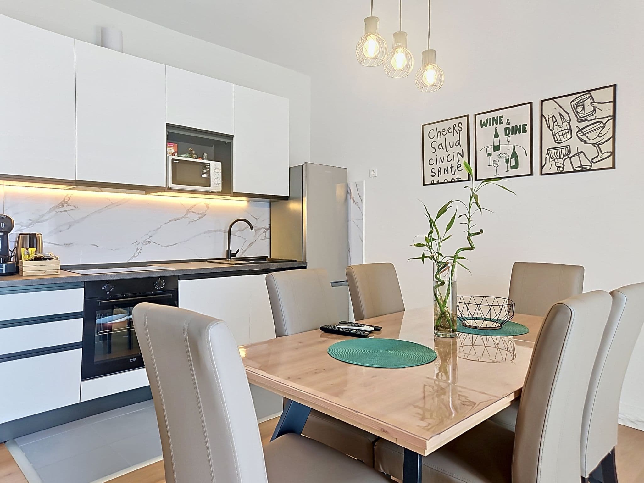 Kitchen / Dining Room