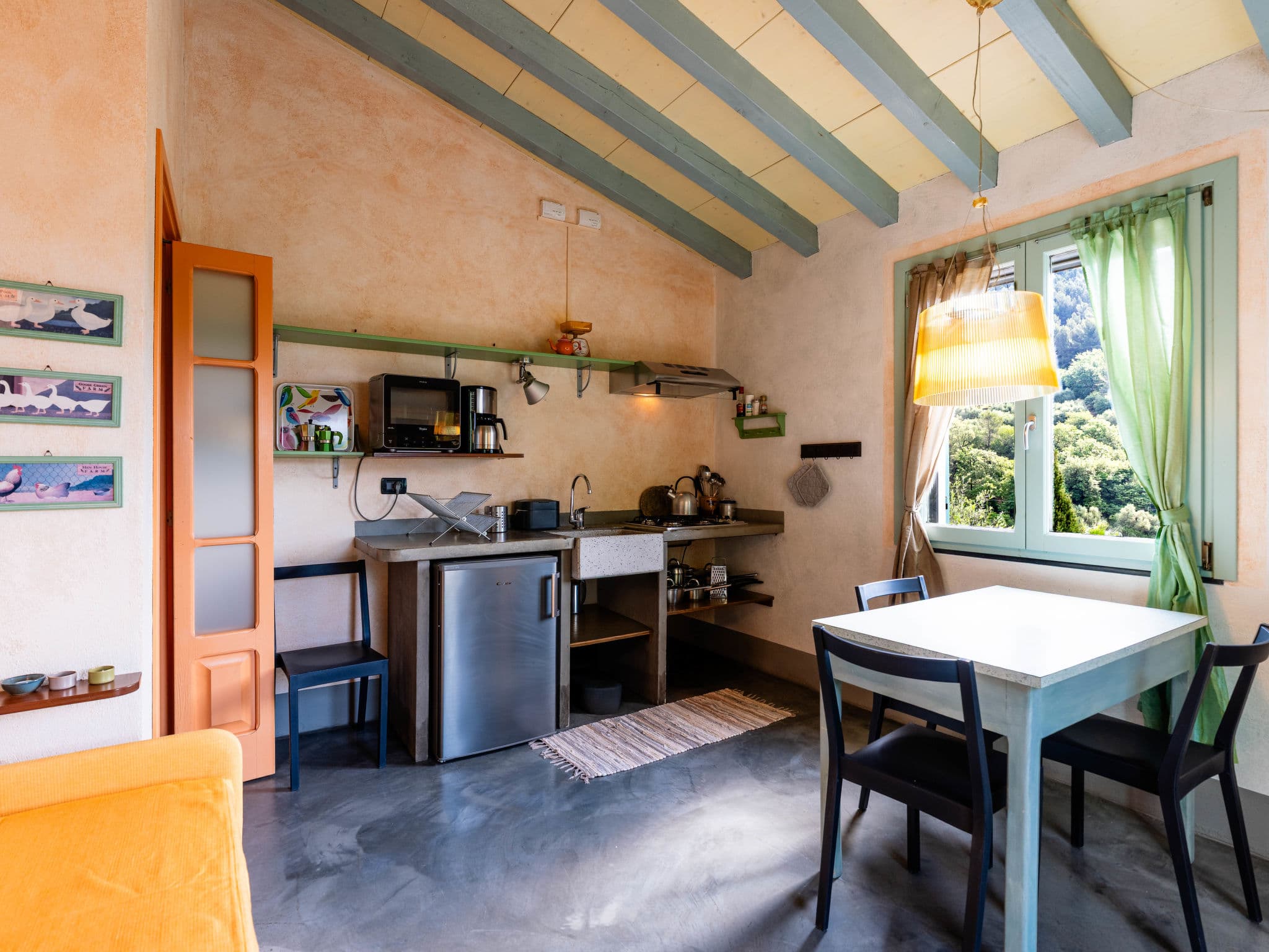 Kitchen / Dining Room