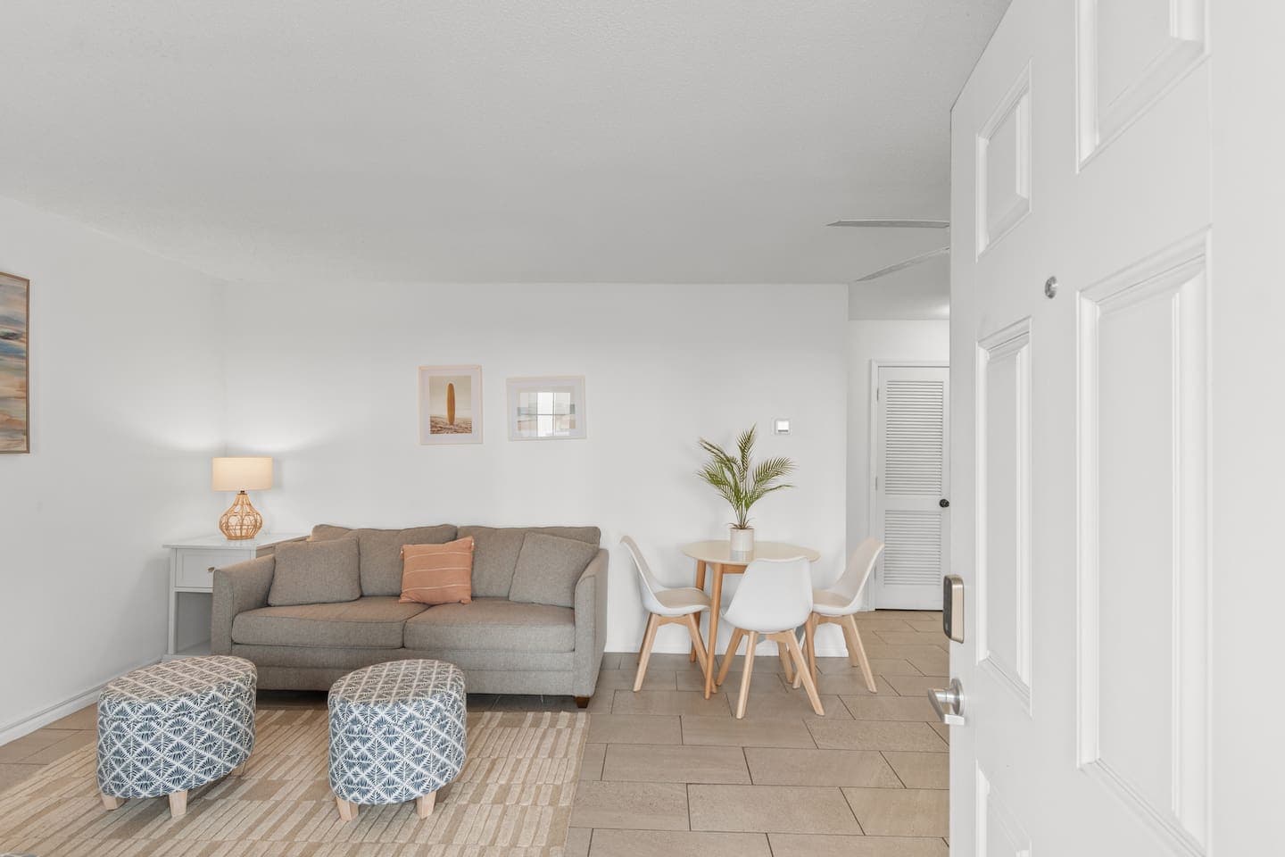 A comfortable space right when you walk in the door! 
*Some items used for the photoshoot only*