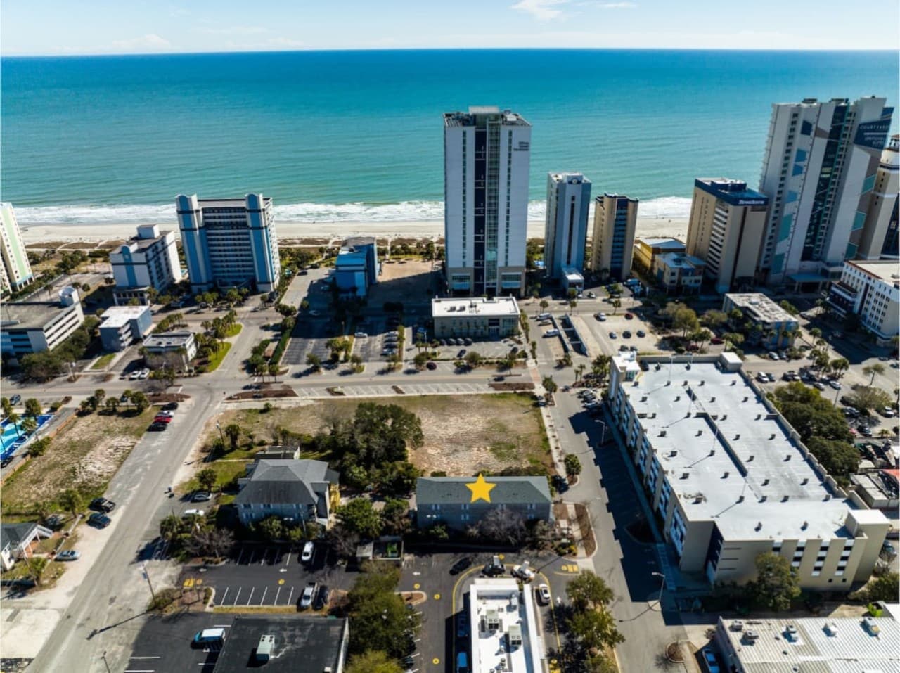 Just a 3 minute walk from the beach in the heart of downtown!