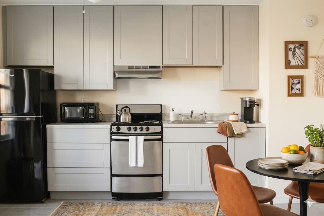 Cook your own meals or order delivery and enjoy a well equipped kitchen
*Some items used for the photoshoot only*