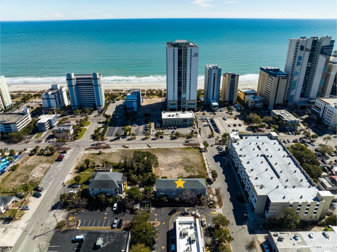 Just a 3 minute walk from the beach in the heart of downtown!