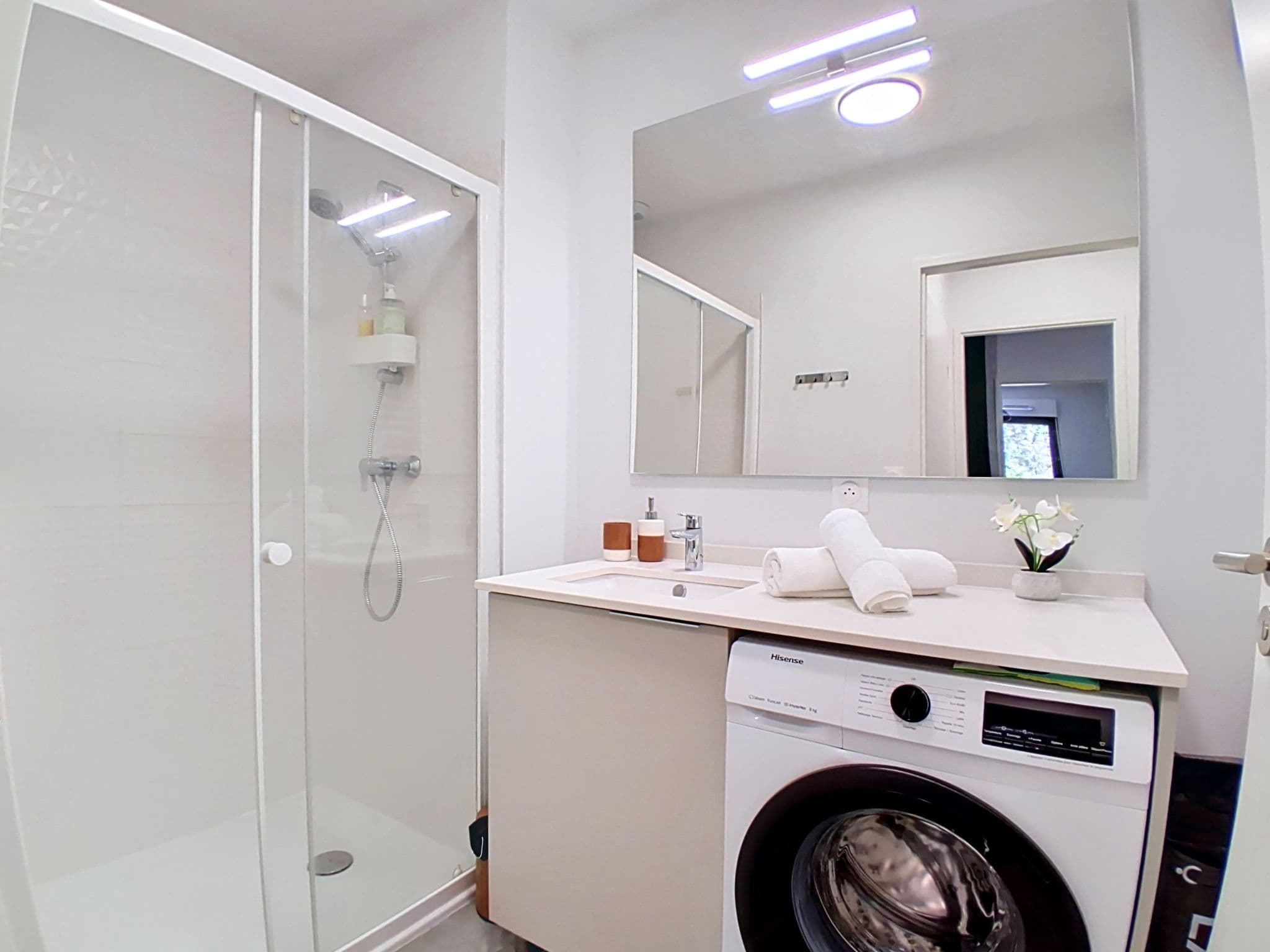 Bathroom / Wellness