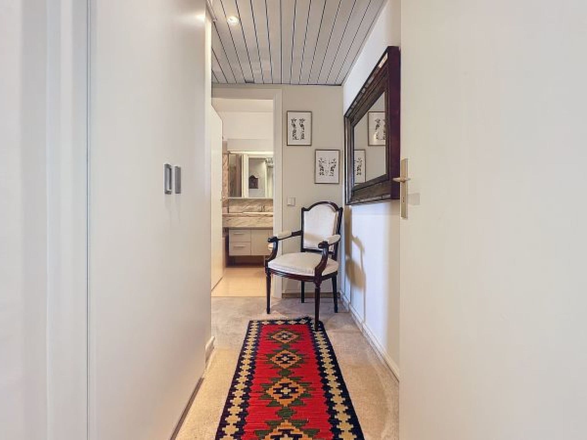 Gallery Image 18