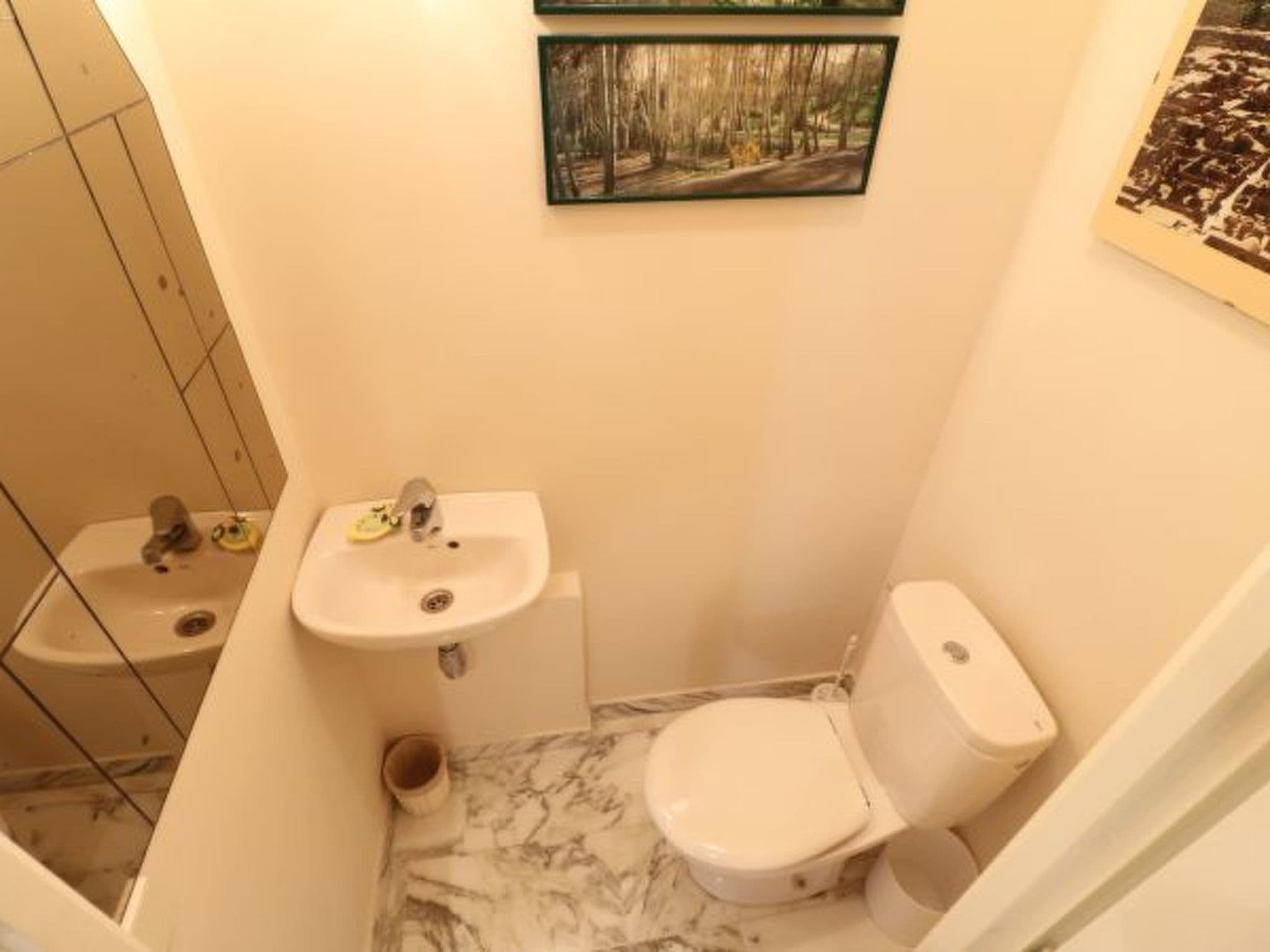 Gallery Image 24