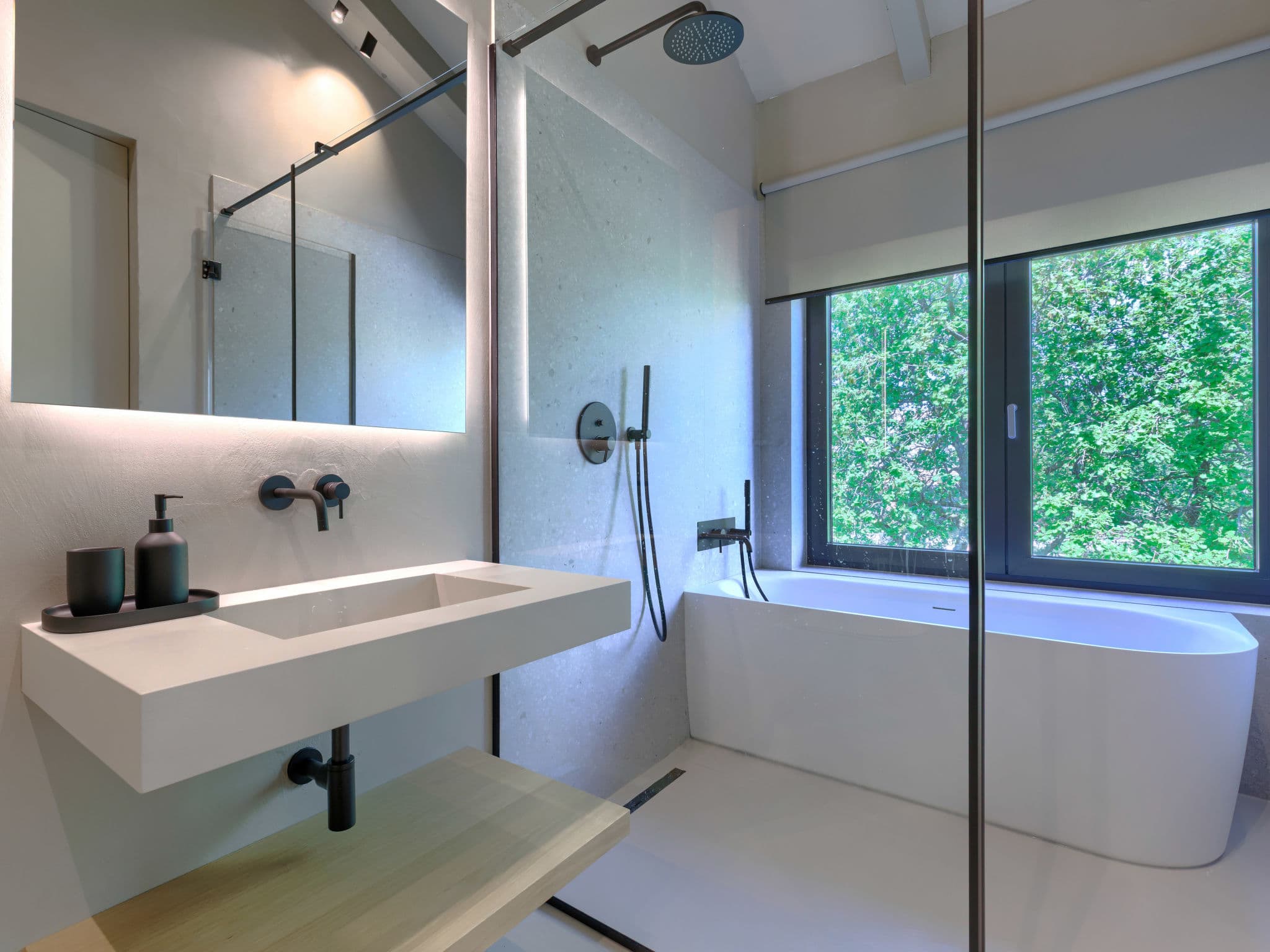 Bathroom / Wellness