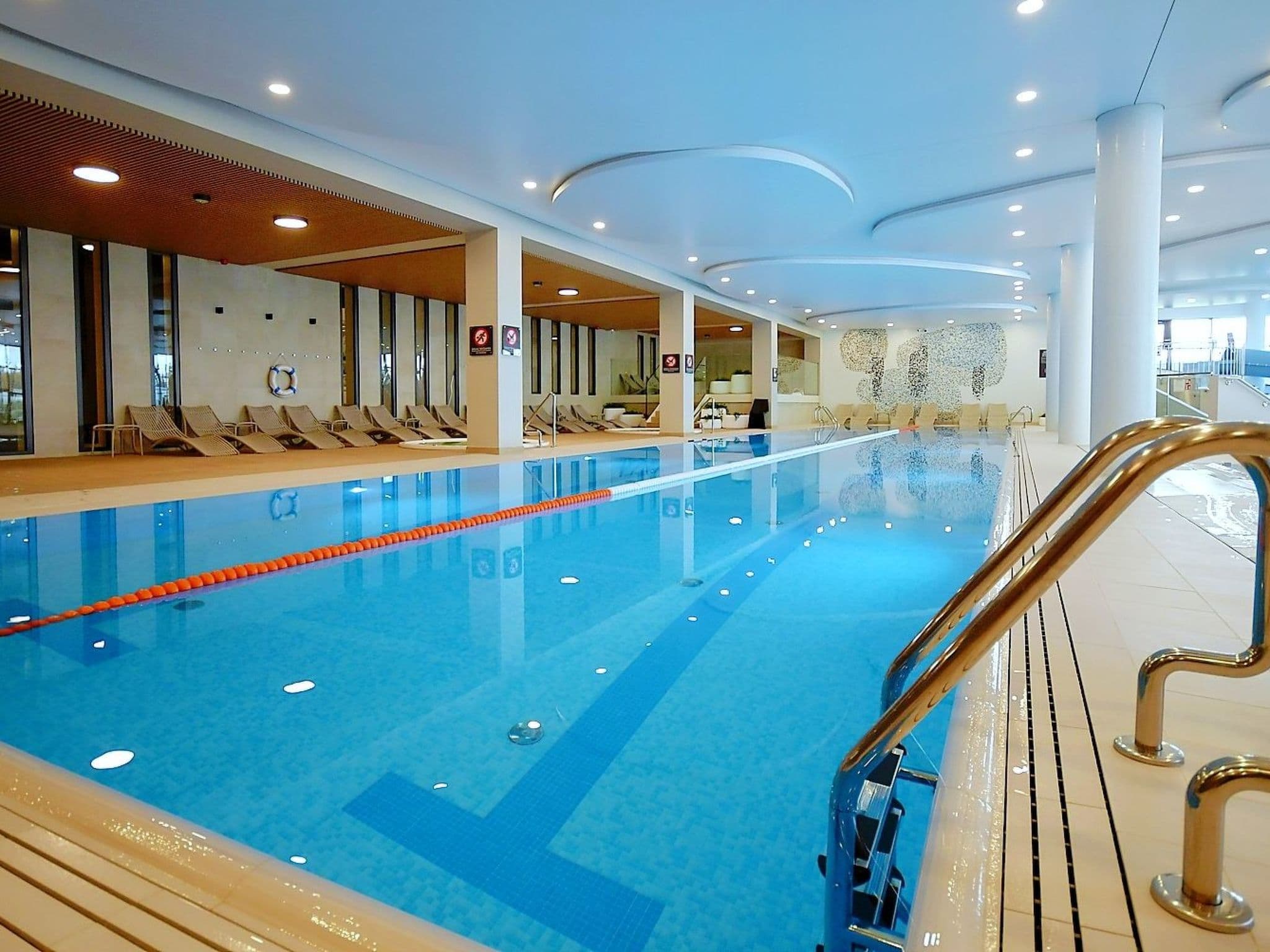 Pool Indoor