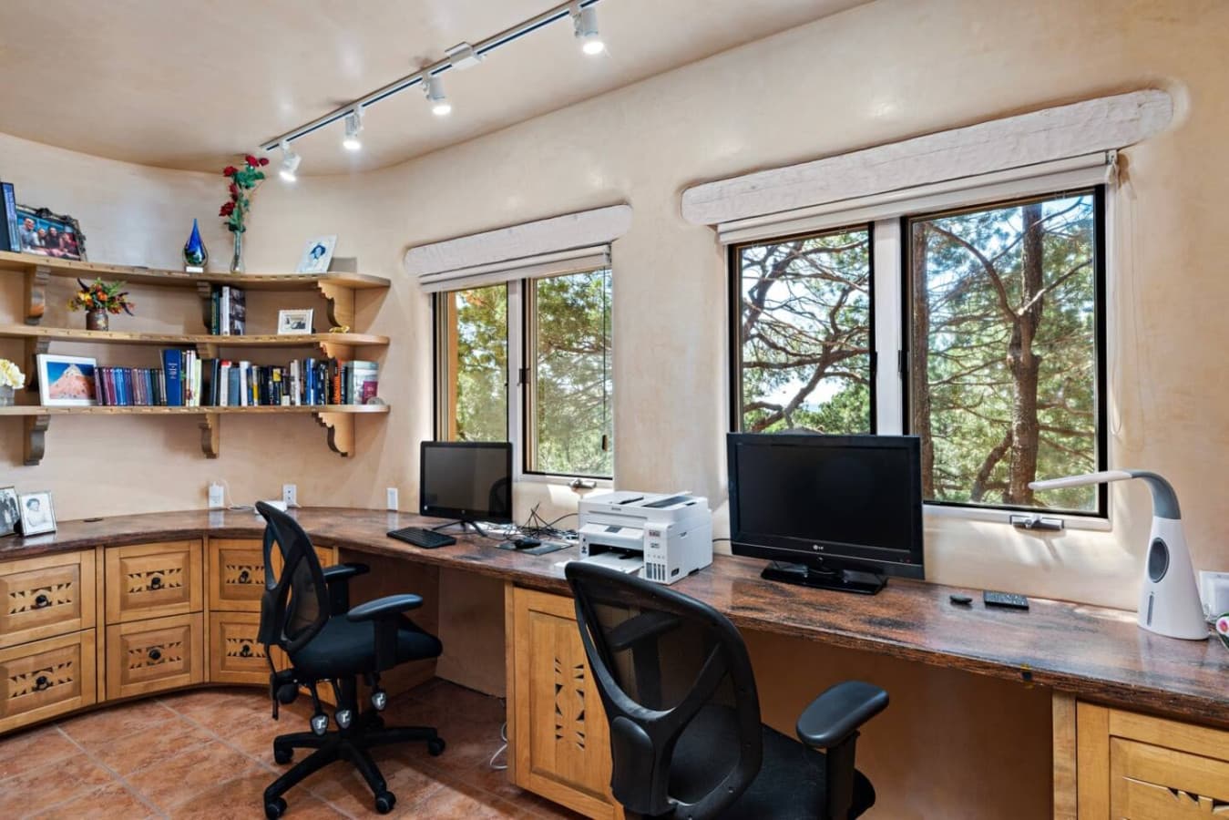Office with EERO Mesh System