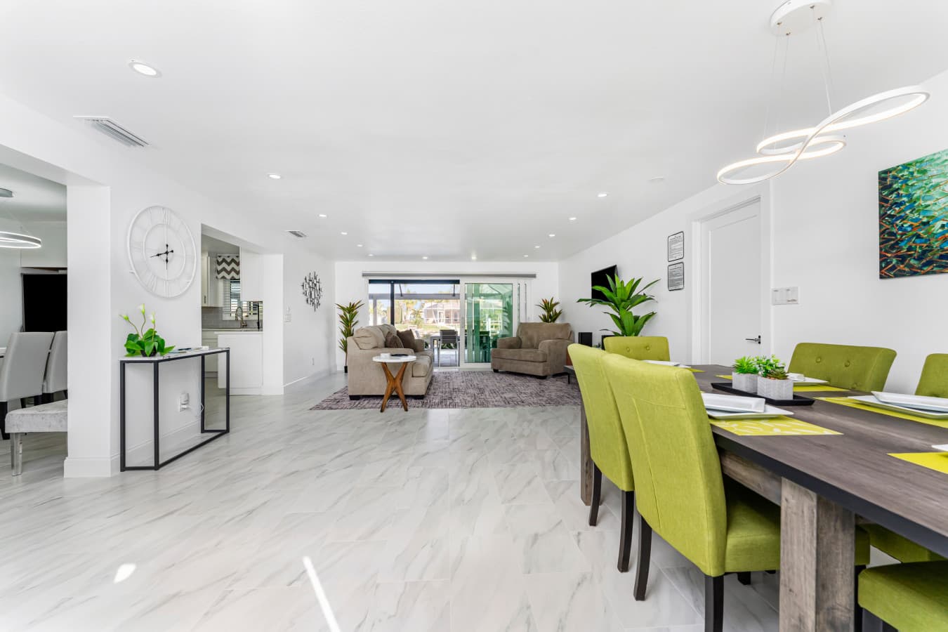 440 Capri Isles Ct-24.jpg