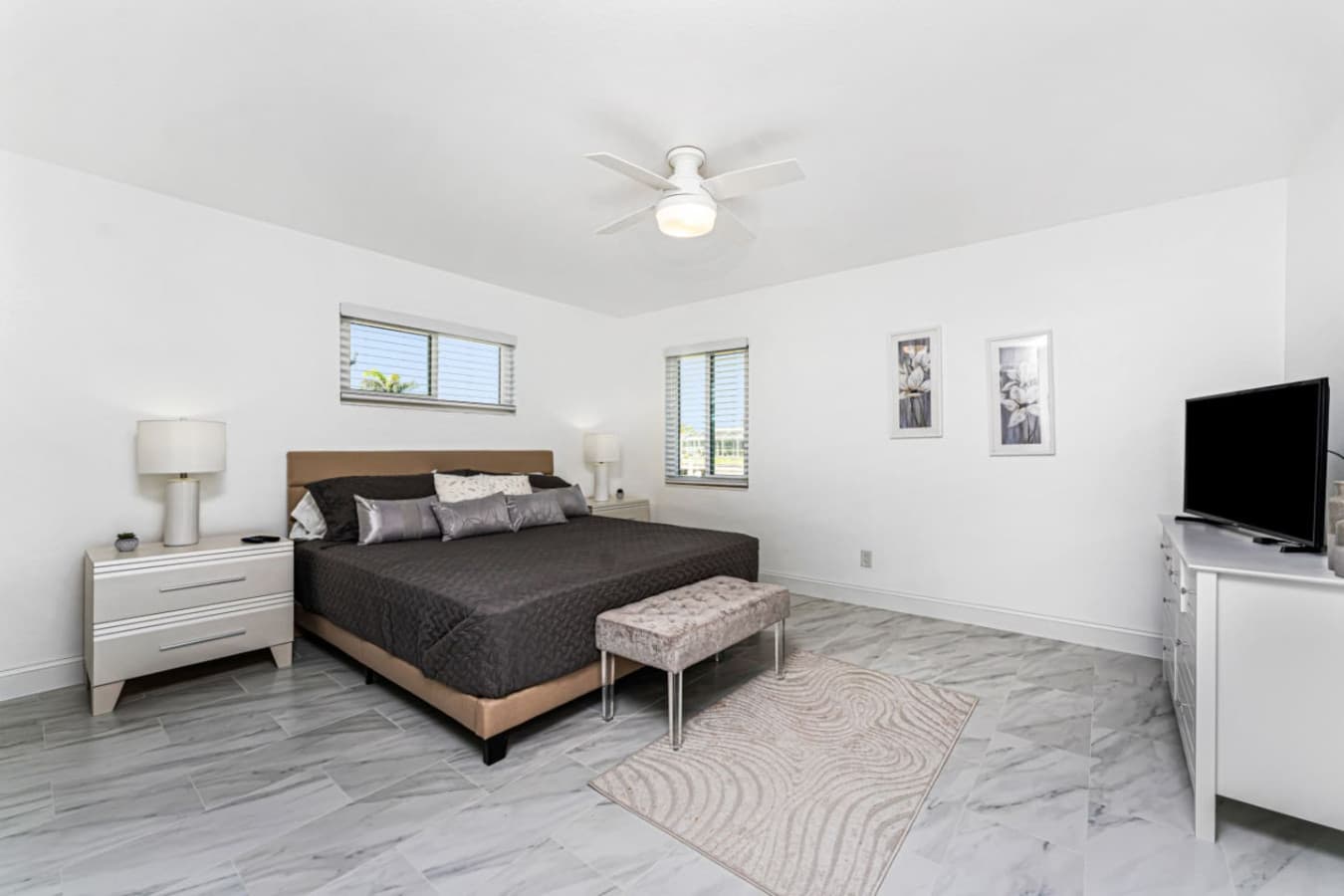Master Bedroom: King Size Bed - TV