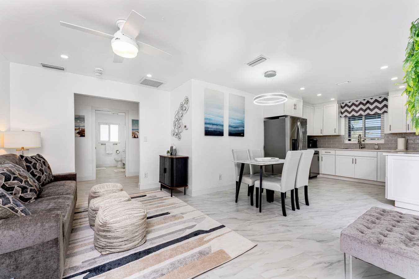 440 Capri Isles Ct-07.jpg