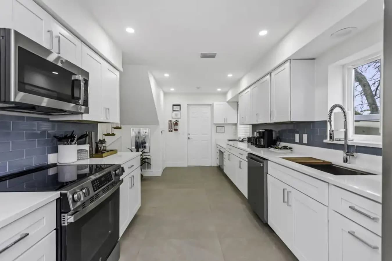 VA-kitchen.jpeg