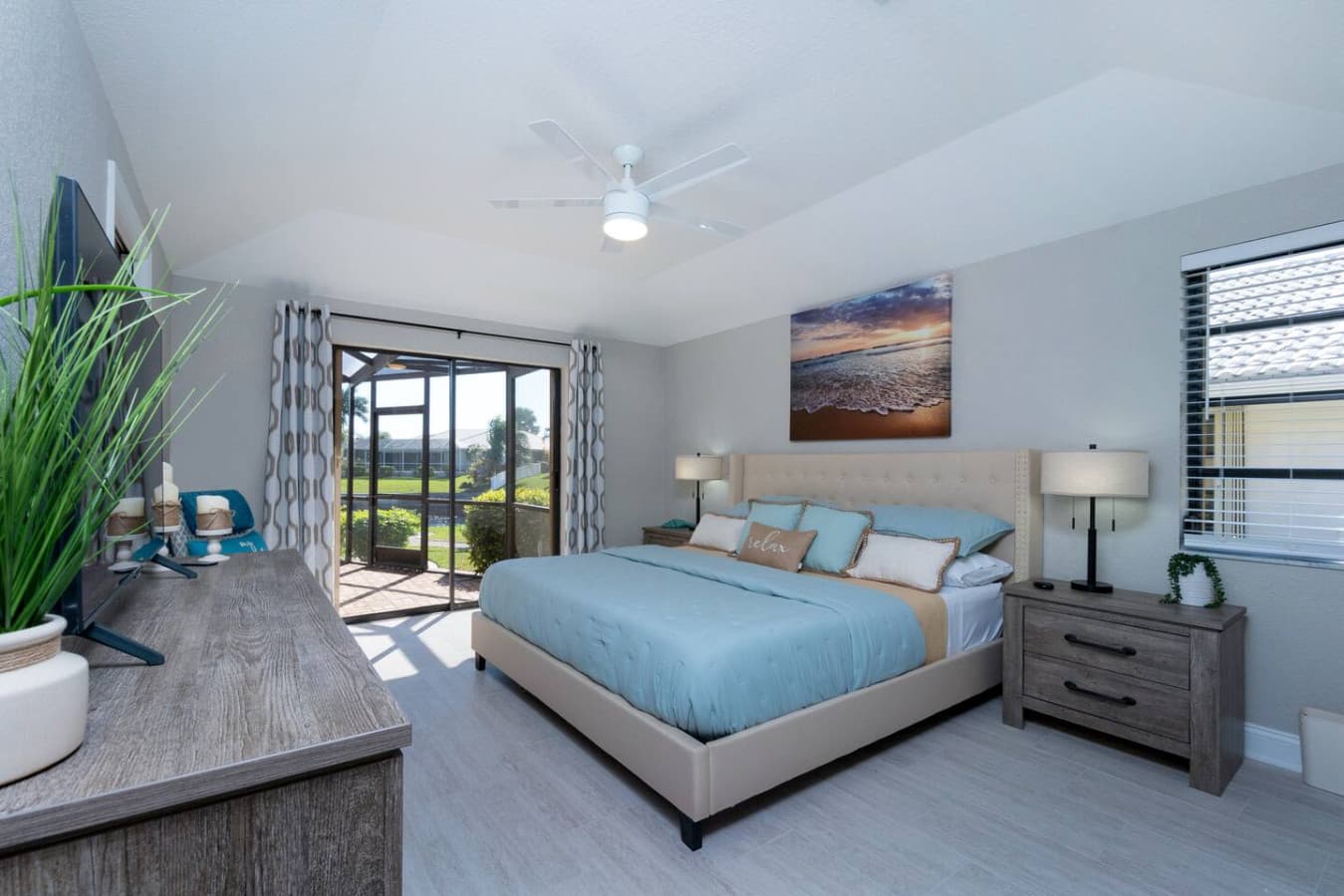 Pool Guest Bedroom